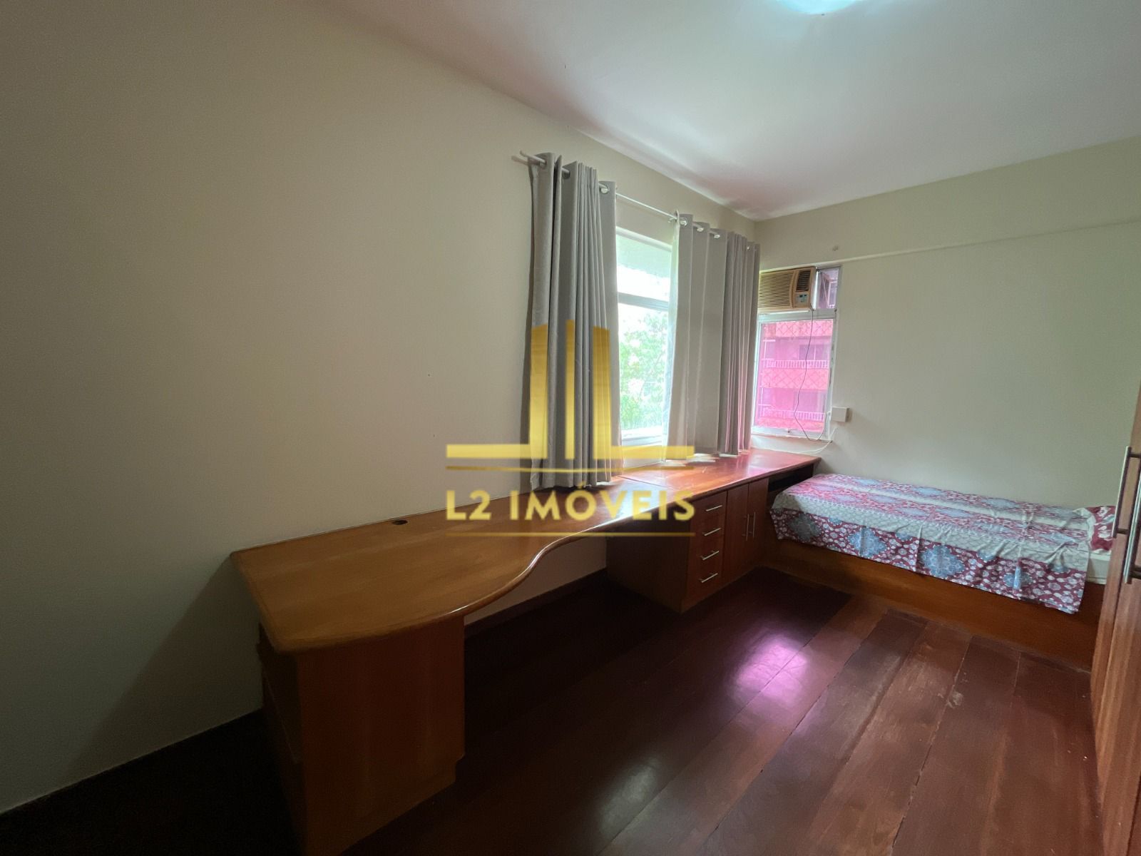 Apartamento à venda com 4 quartos, 240m² - Foto 6