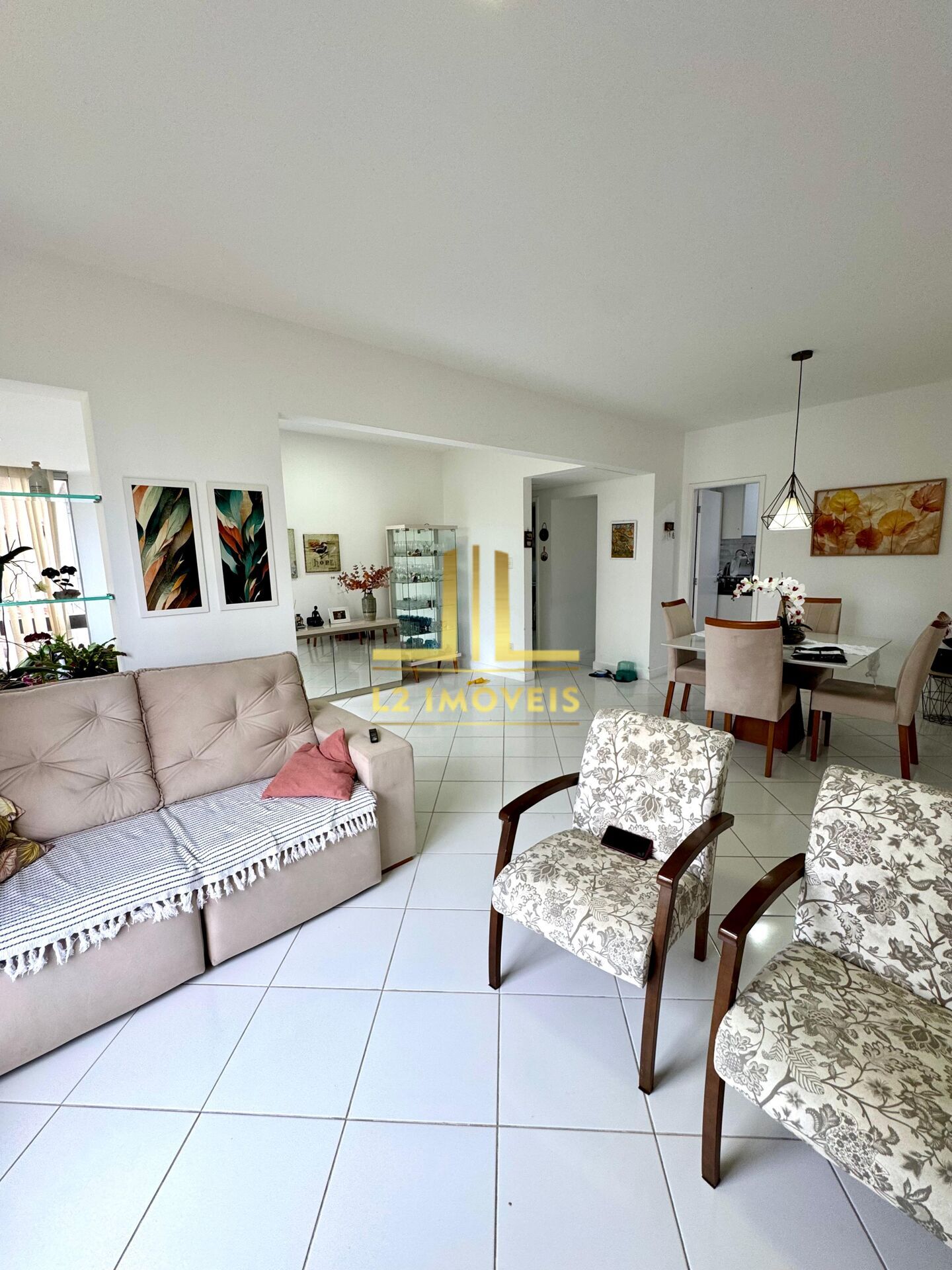 Apartamento, 3 quartos, 100 m² - Foto 1