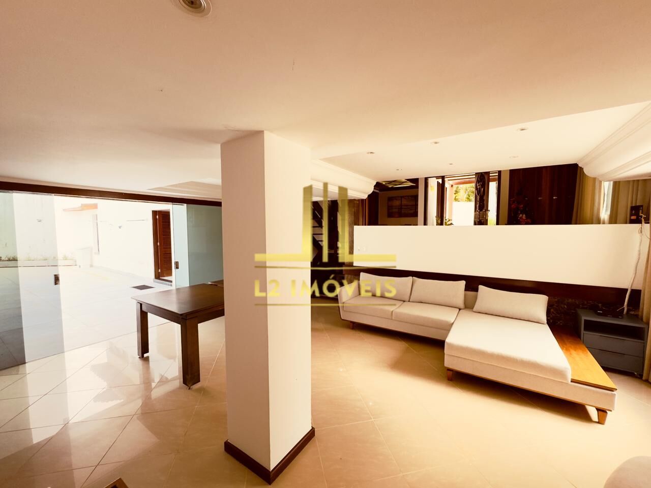 Casa à venda com 4 quartos, 310m² - Foto 8