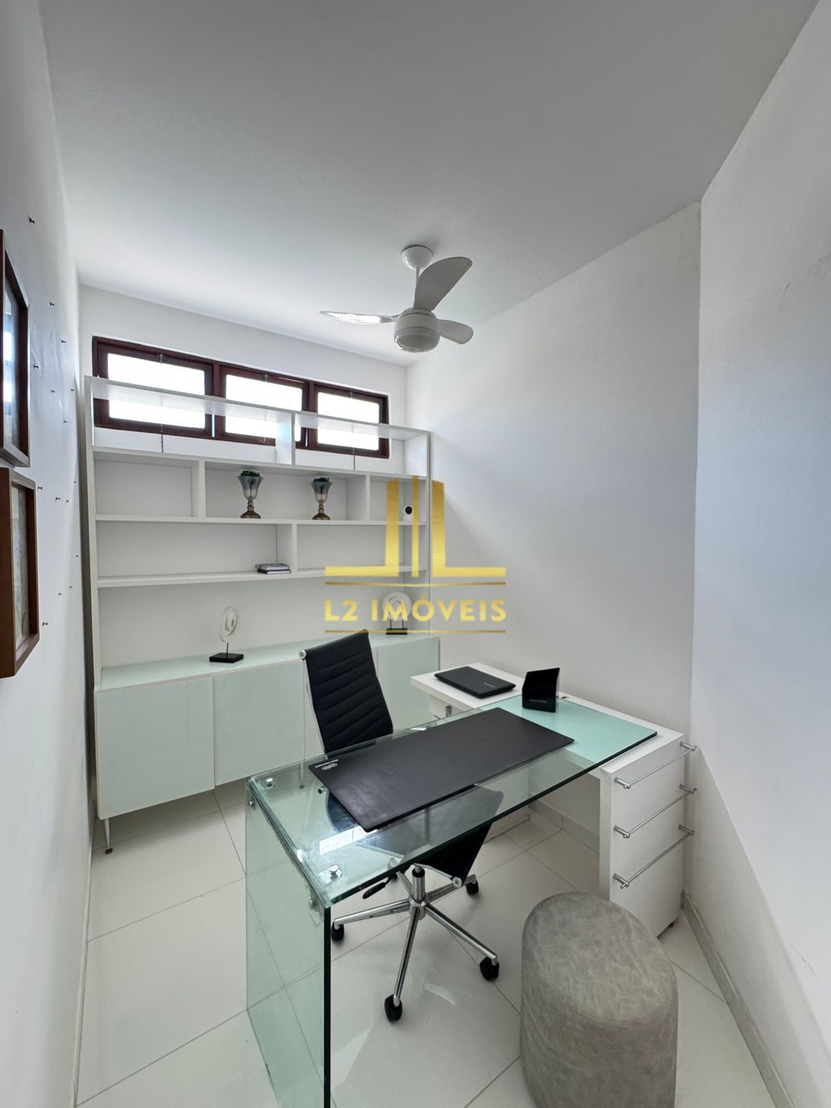 Casa à venda com 4 quartos, 310m² - Foto 17