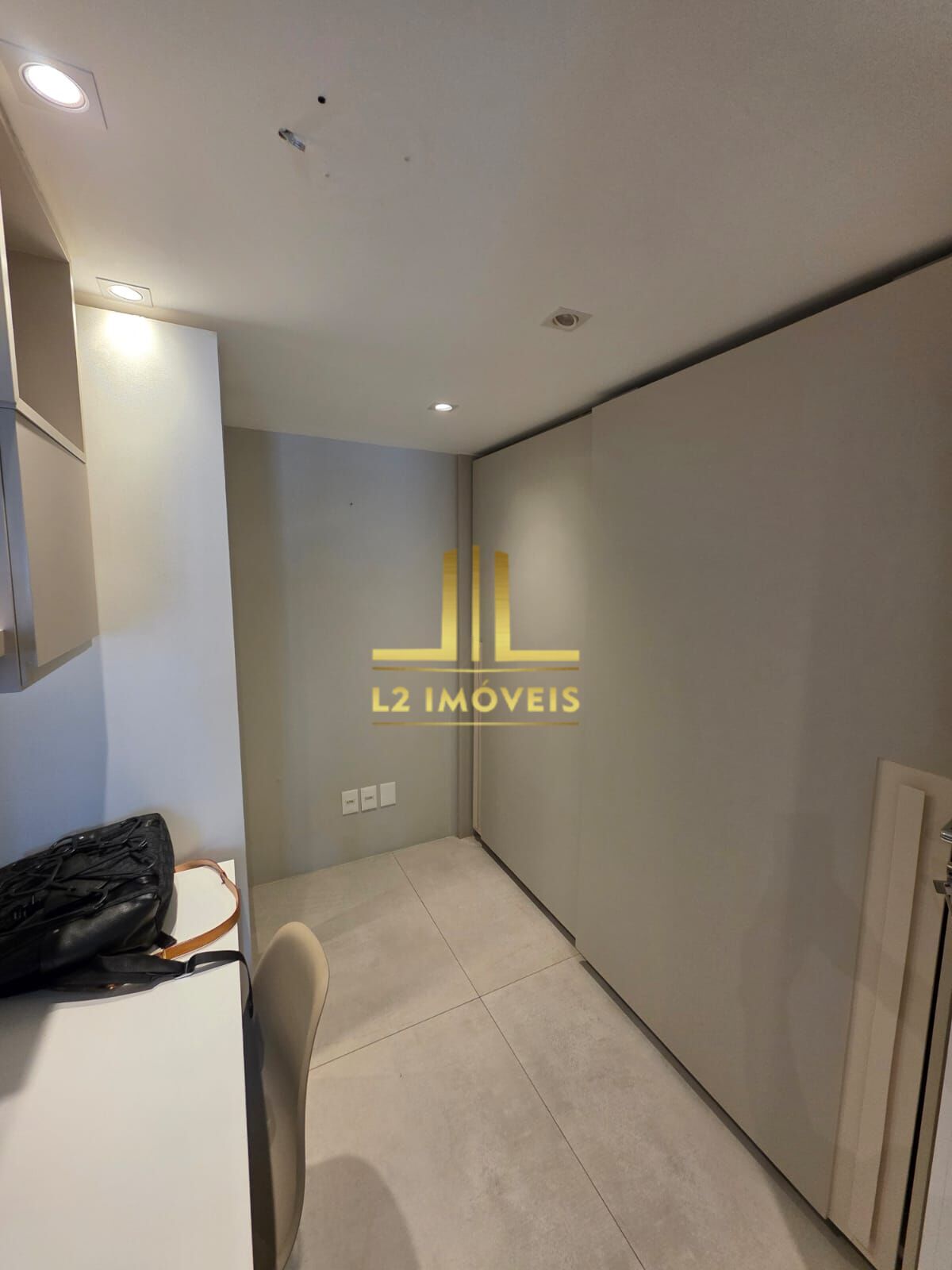 Apartamento à venda com 4 quartos, 250m² - Foto 34