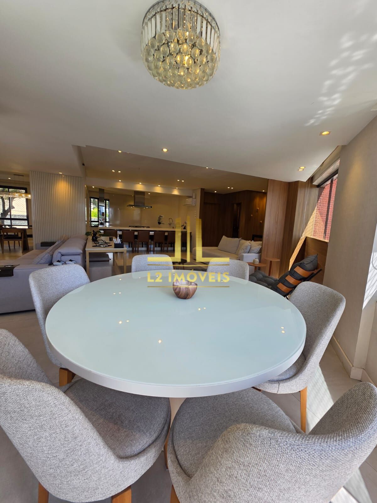 Apartamento à venda com 4 quartos, 250m² - Foto 13
