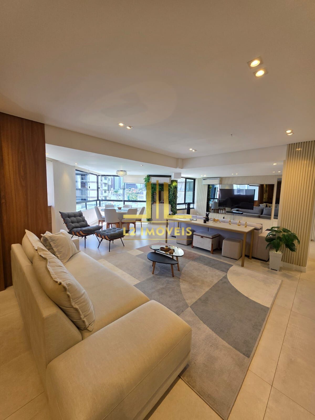 Apartamento à venda com 4 quartos, 250m² - Foto 10