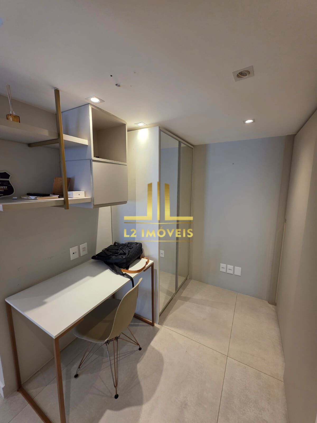 Apartamento à venda com 4 quartos, 250m² - Foto 21