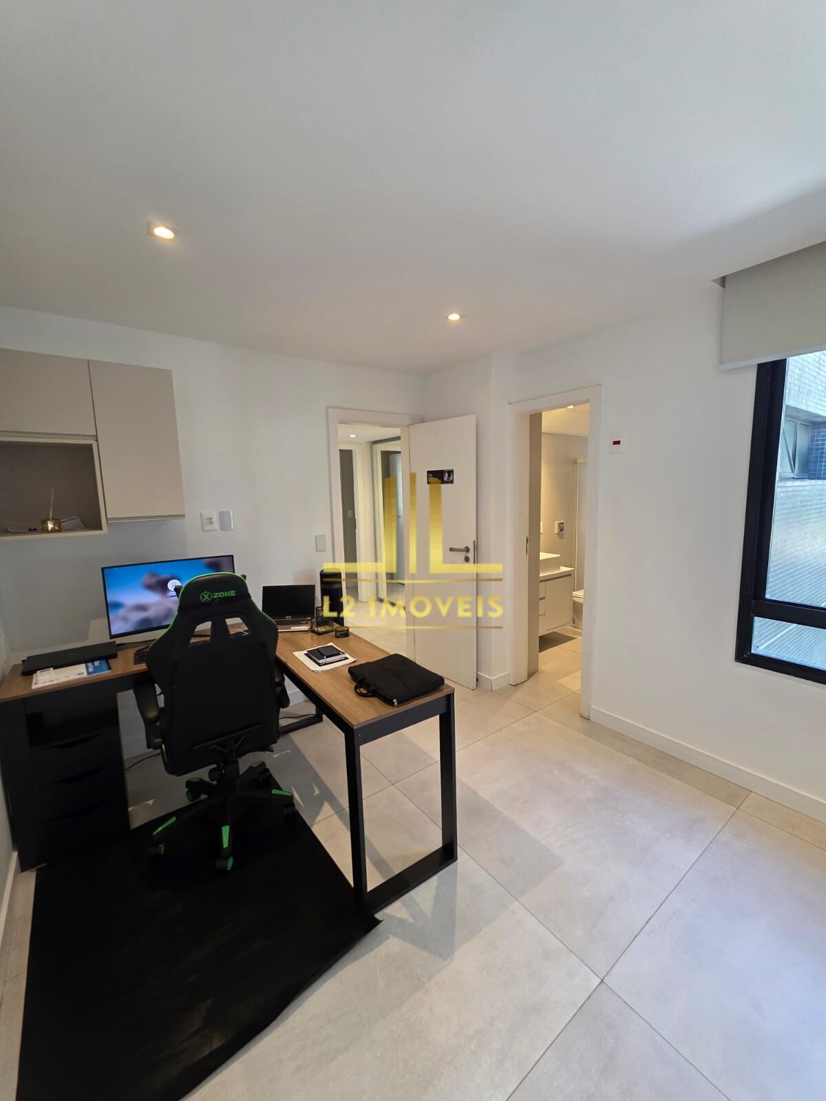 Apartamento à venda com 4 quartos, 250m² - Foto 18