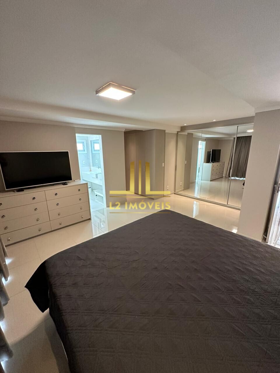 Casa à venda com 4 quartos, 583m² - Foto 17