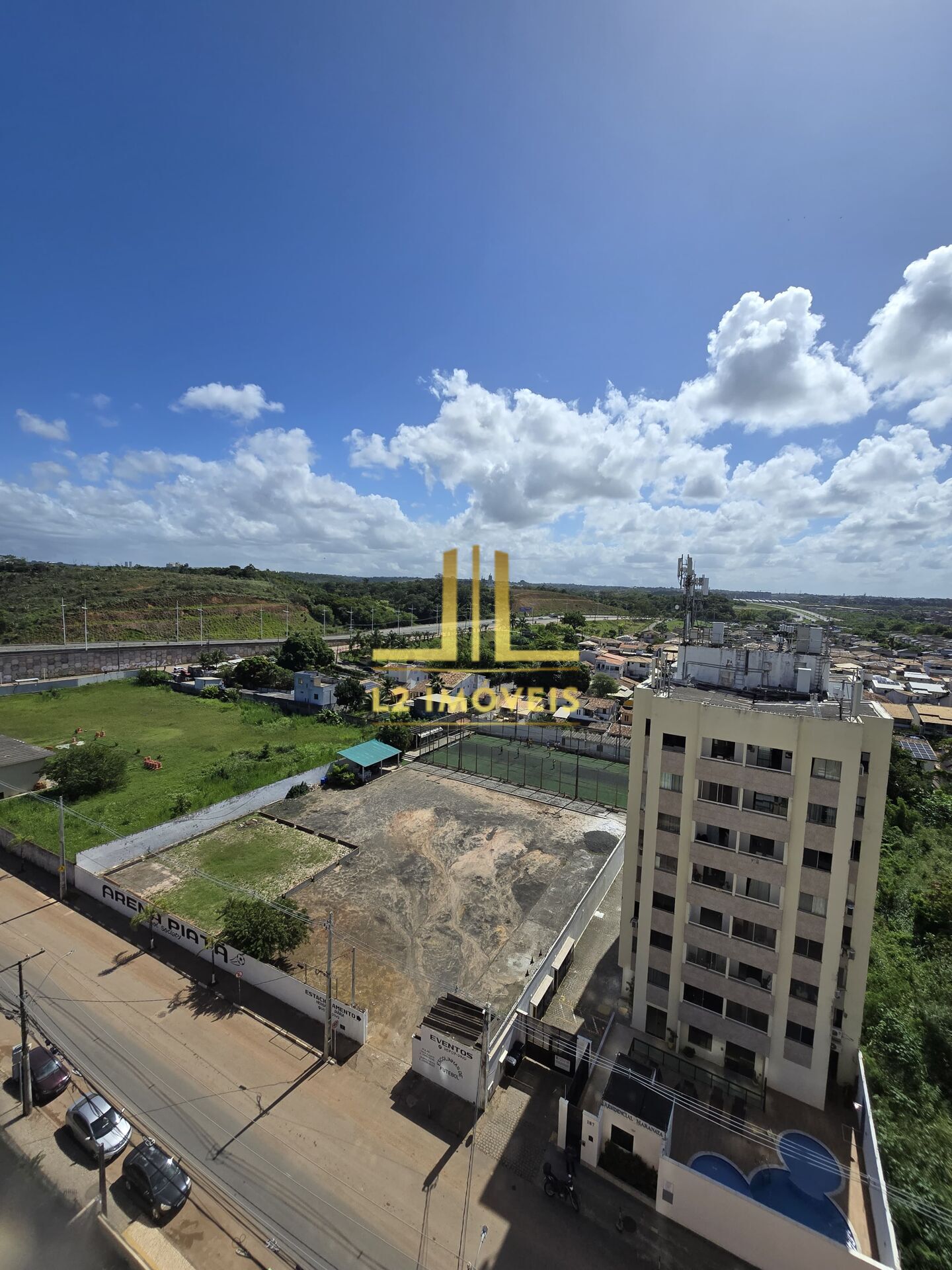 Apartamento à venda com 2 quartos, 67m² - Foto 7
