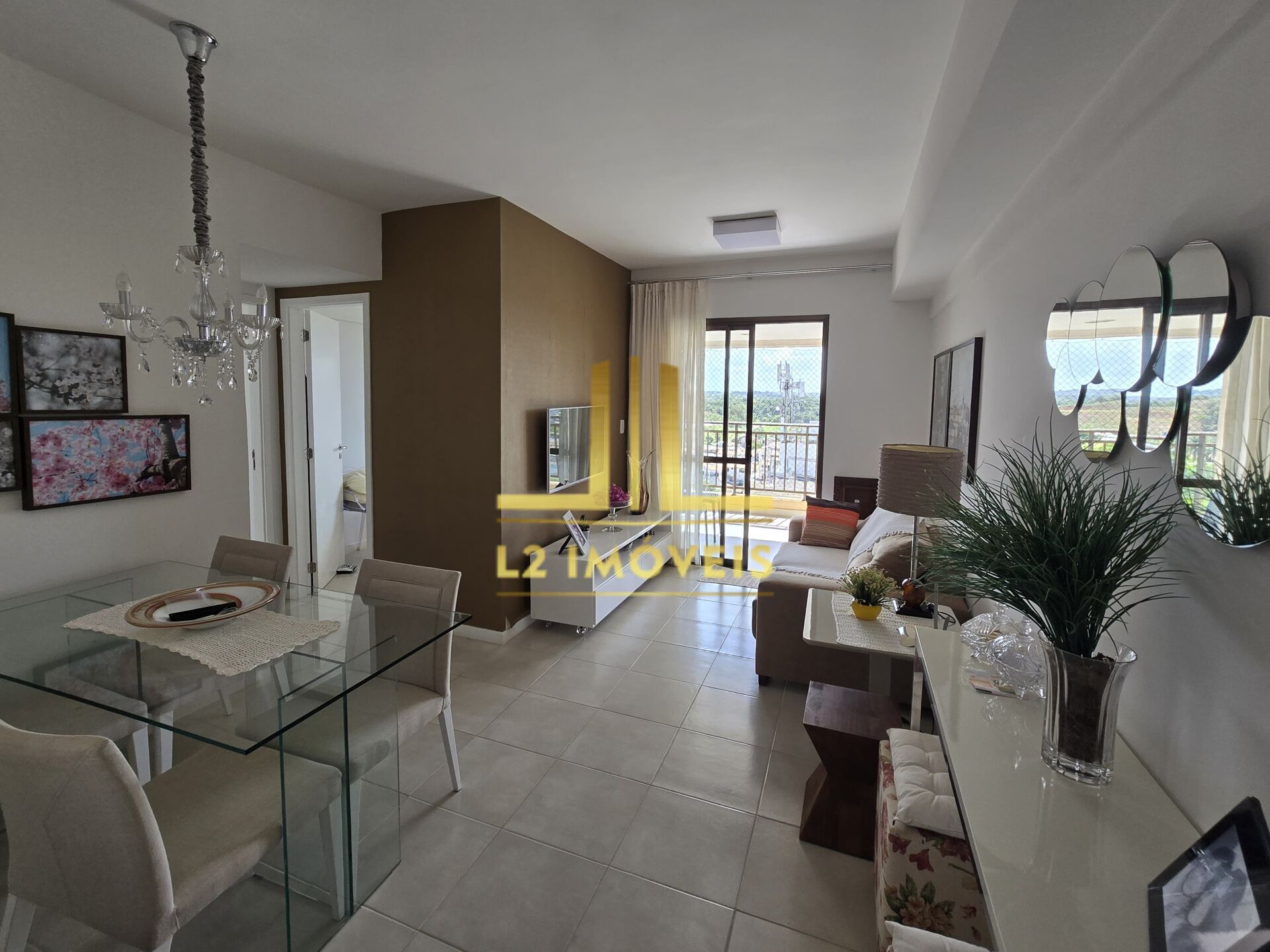 Apartamento à venda com 2 quartos, 67m² - Foto 1