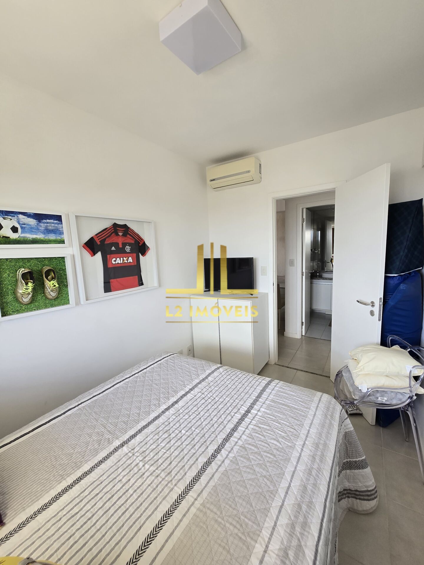 Apartamento à venda com 2 quartos, 67m² - Foto 10