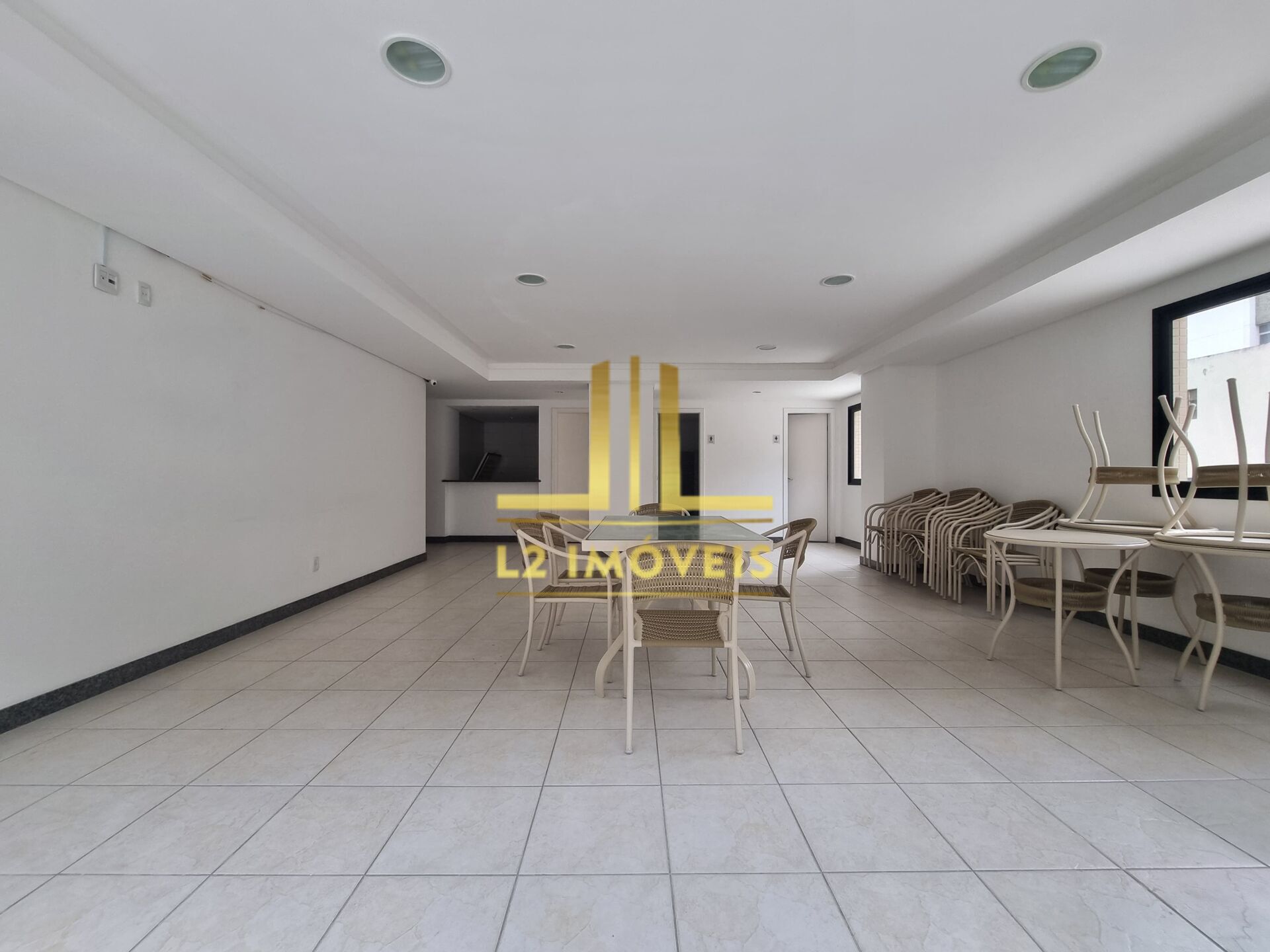 Apartamento à venda com 3 quartos, 95m² - Foto 18