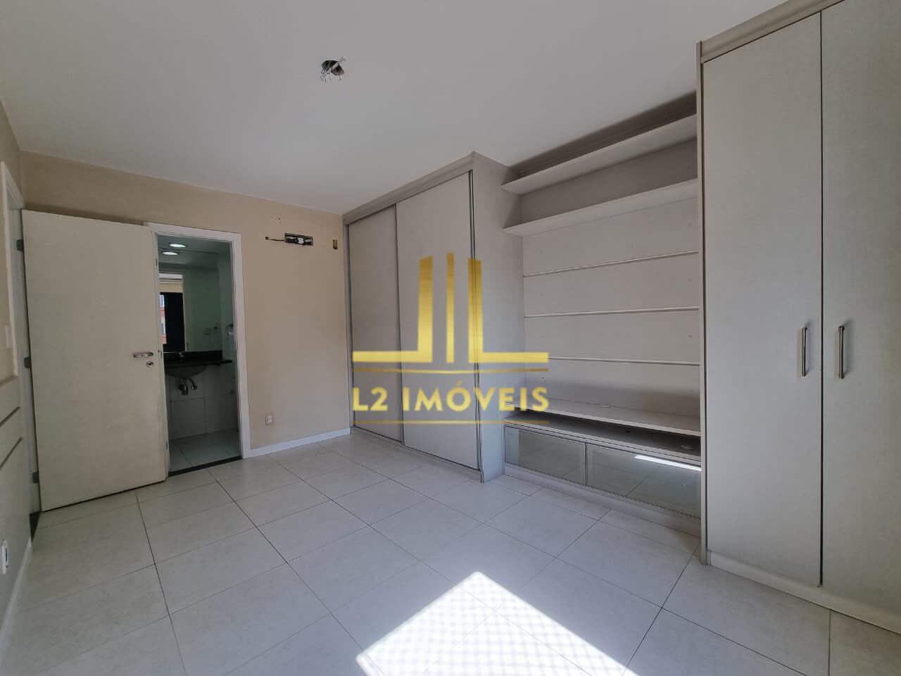 Apartamento à venda com 3 quartos, 95m² - Foto 6
