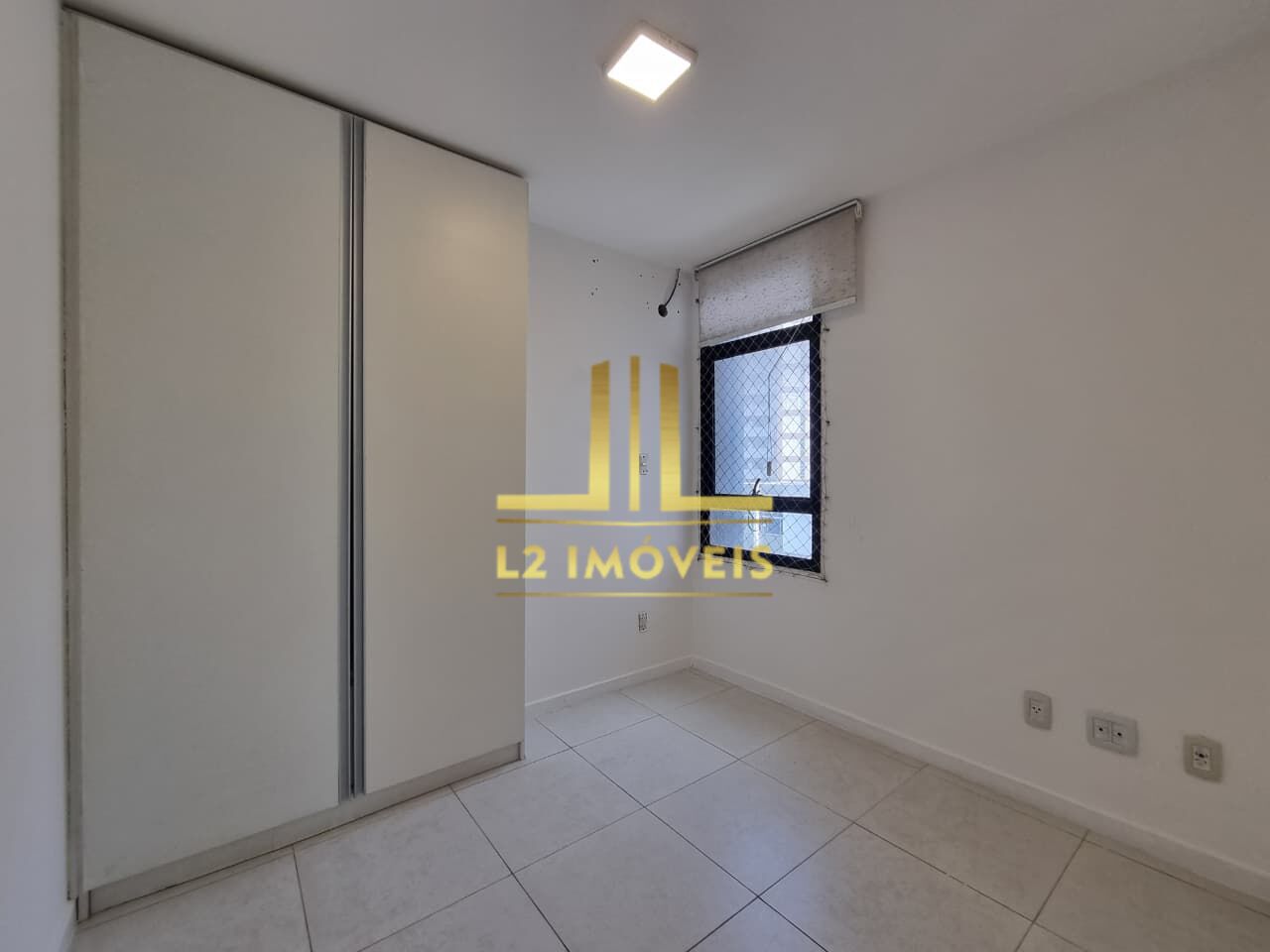 Apartamento à venda com 3 quartos, 95m² - Foto 11