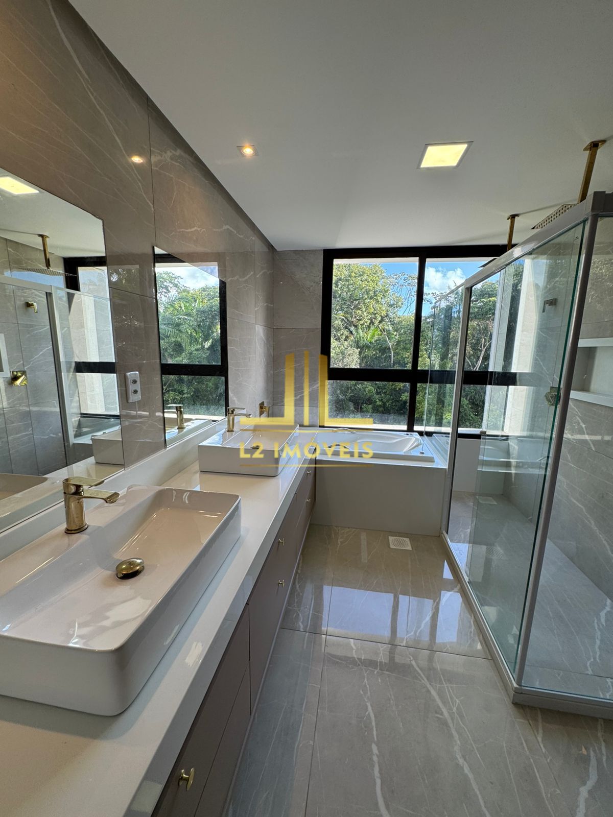 Casa à venda com 4 quartos, 335m² - Foto 33