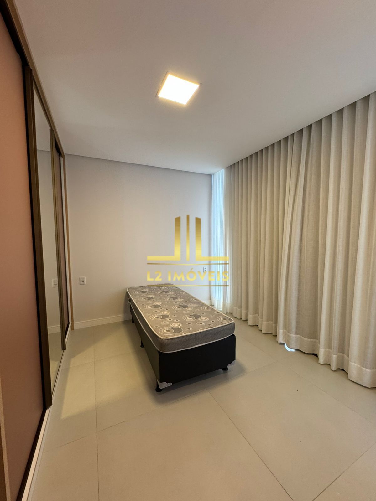 Casa à venda com 4 quartos, 335m² - Foto 19