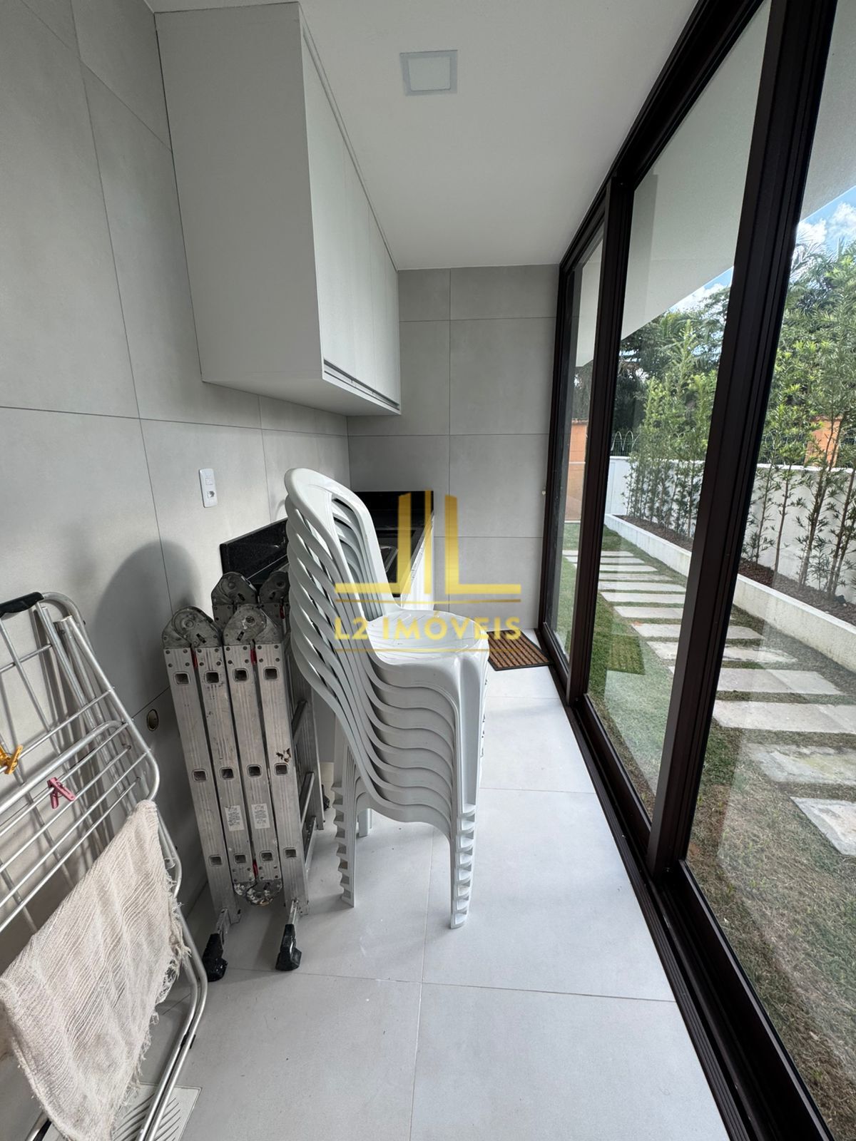 Casa à venda com 4 quartos, 335m² - Foto 13