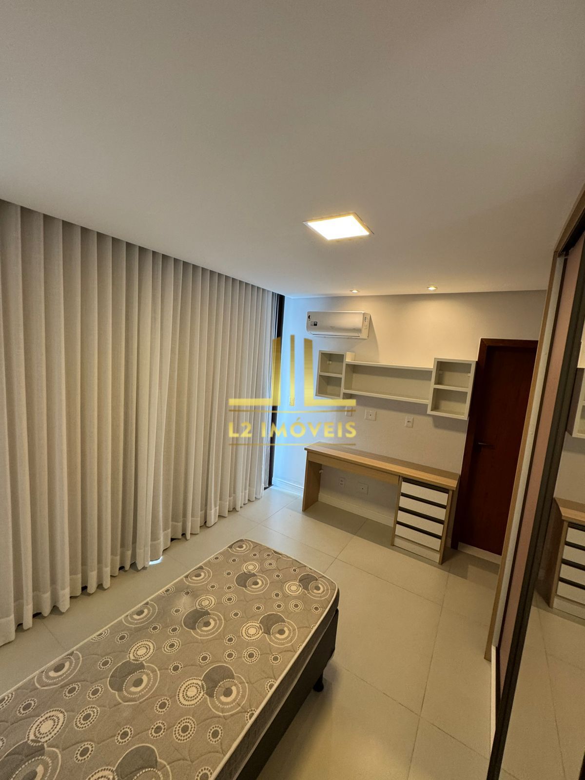 Casa à venda com 4 quartos, 335m² - Foto 23