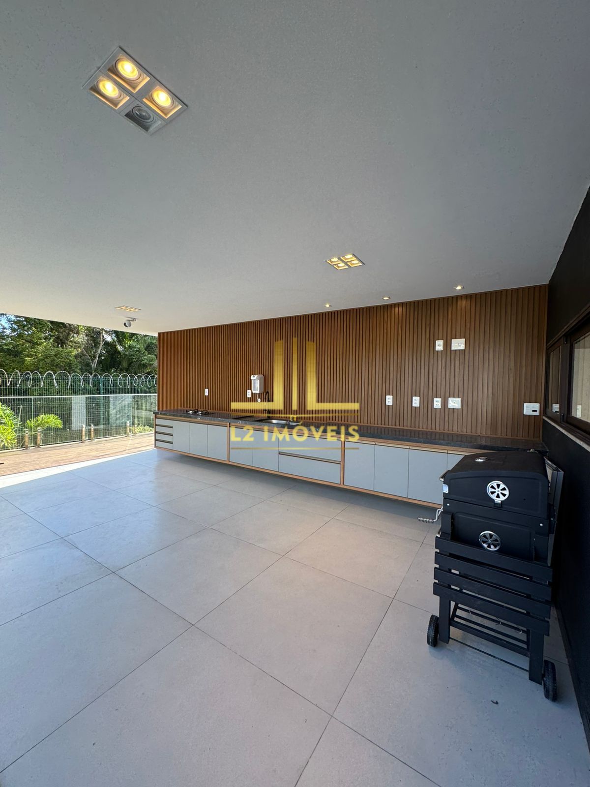 Casa à venda com 4 quartos, 335m² - Foto 12