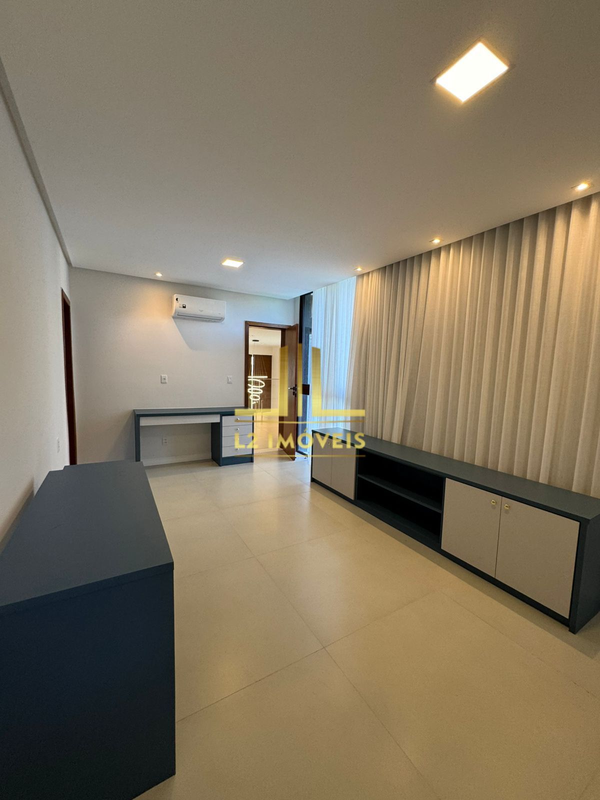 Casa à venda com 4 quartos, 335m² - Foto 17