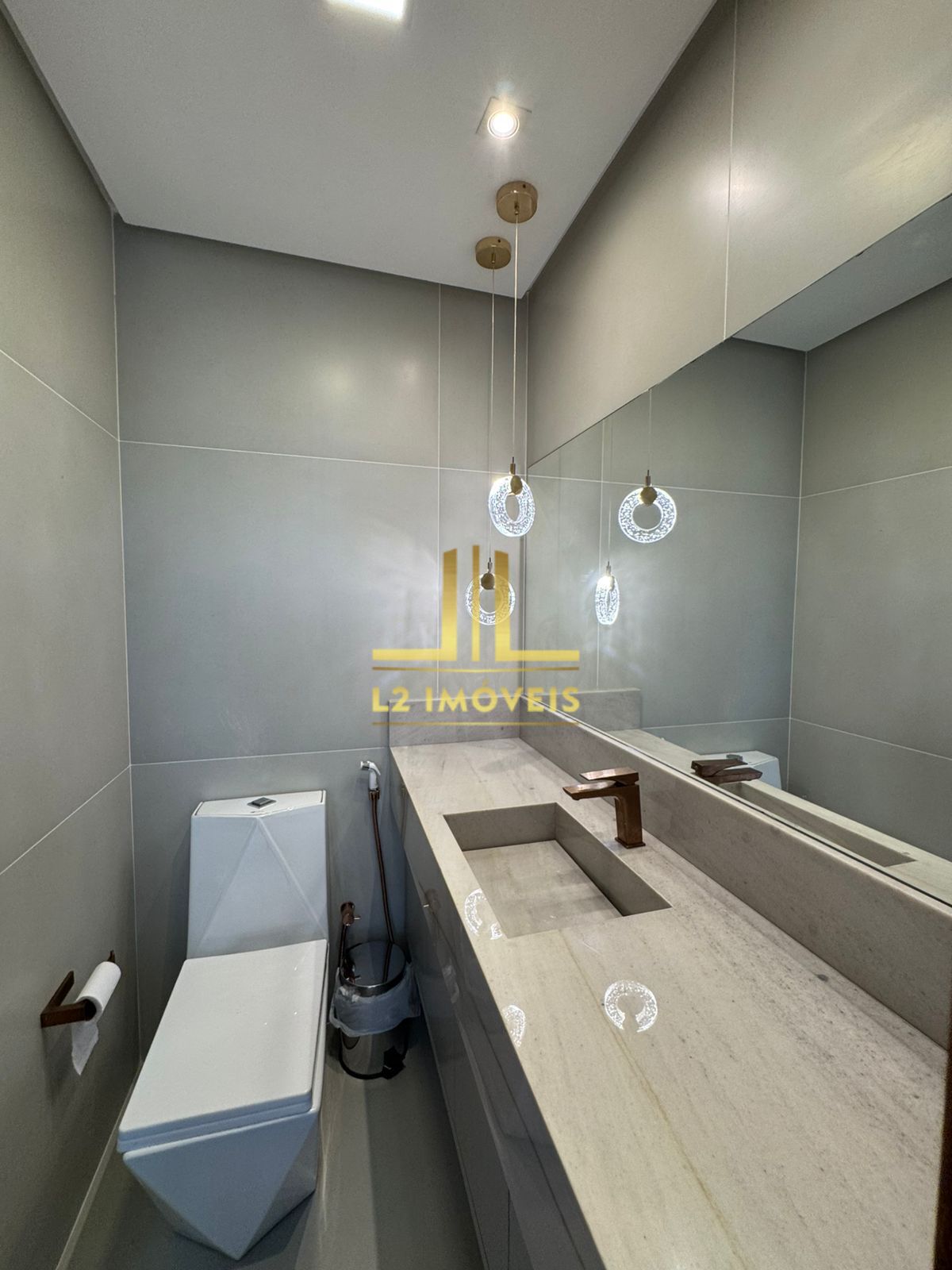 Casa à venda com 4 quartos, 335m² - Foto 35