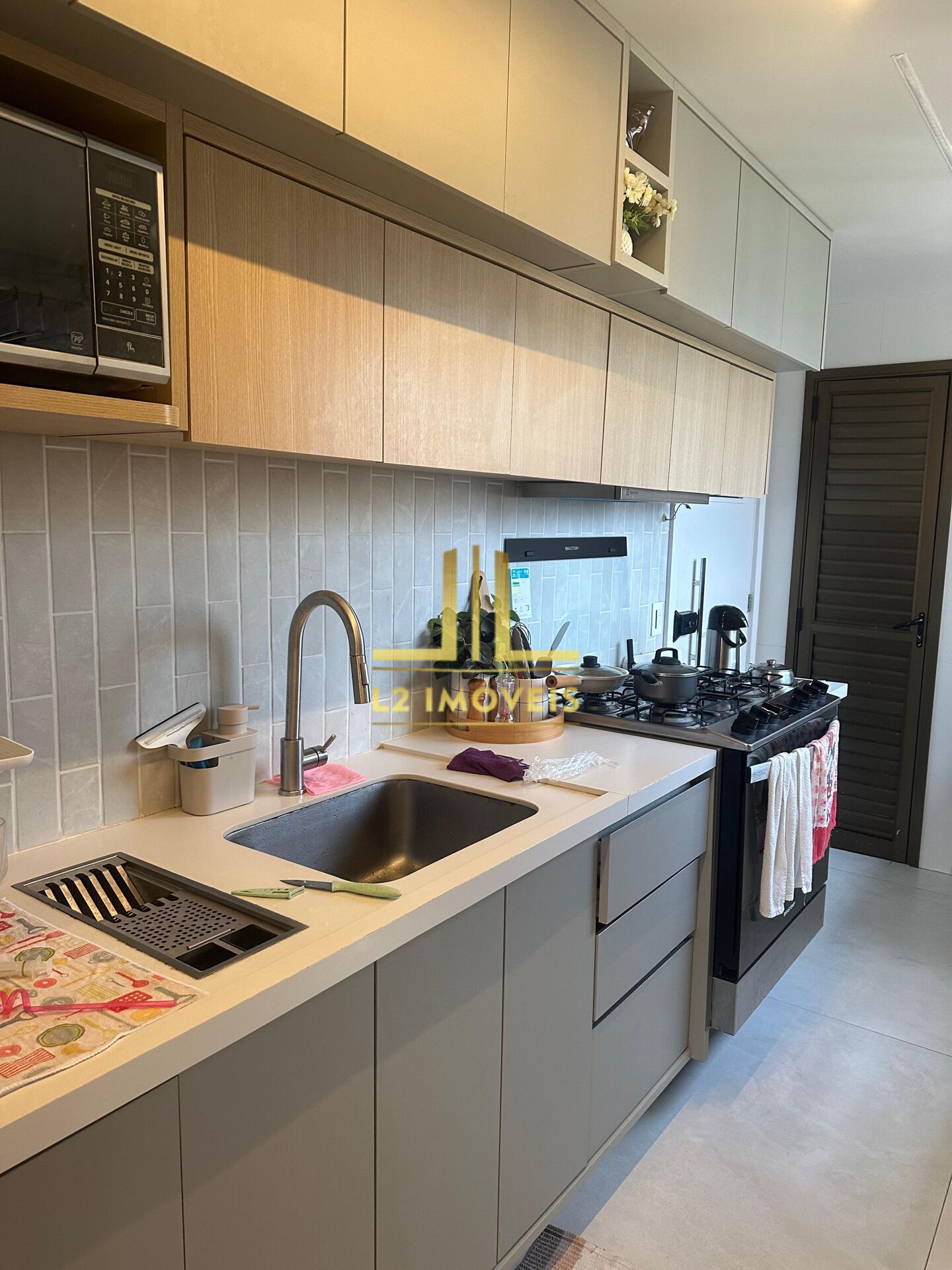 Apartamento à venda com 3 quartos, 106m² - Foto 18