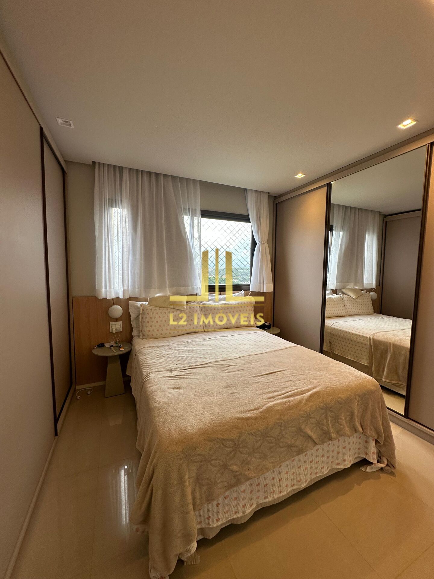 Apartamento à venda com 3 quartos, 106m² - Foto 9