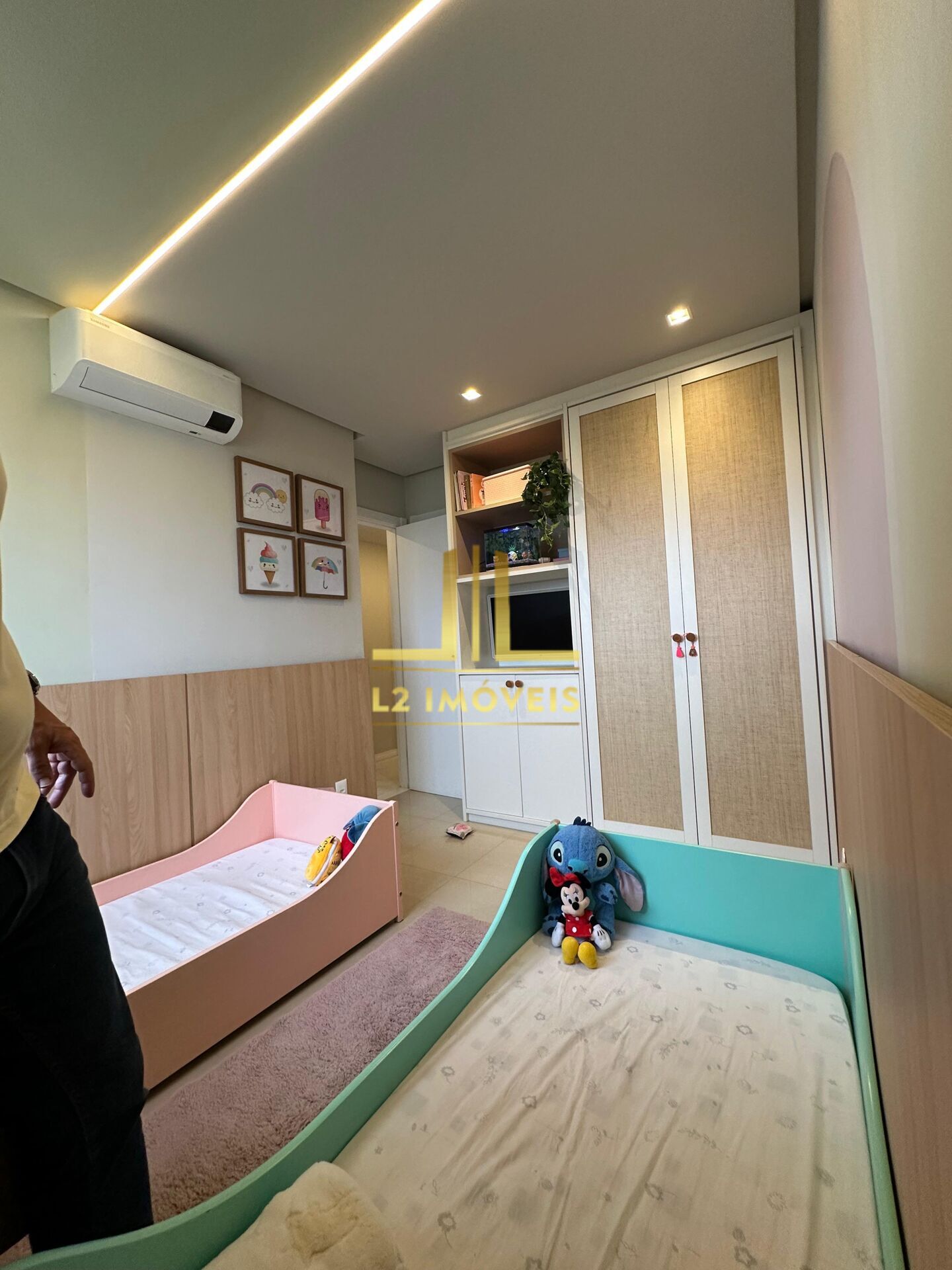 Apartamento à venda com 3 quartos, 106m² - Foto 11