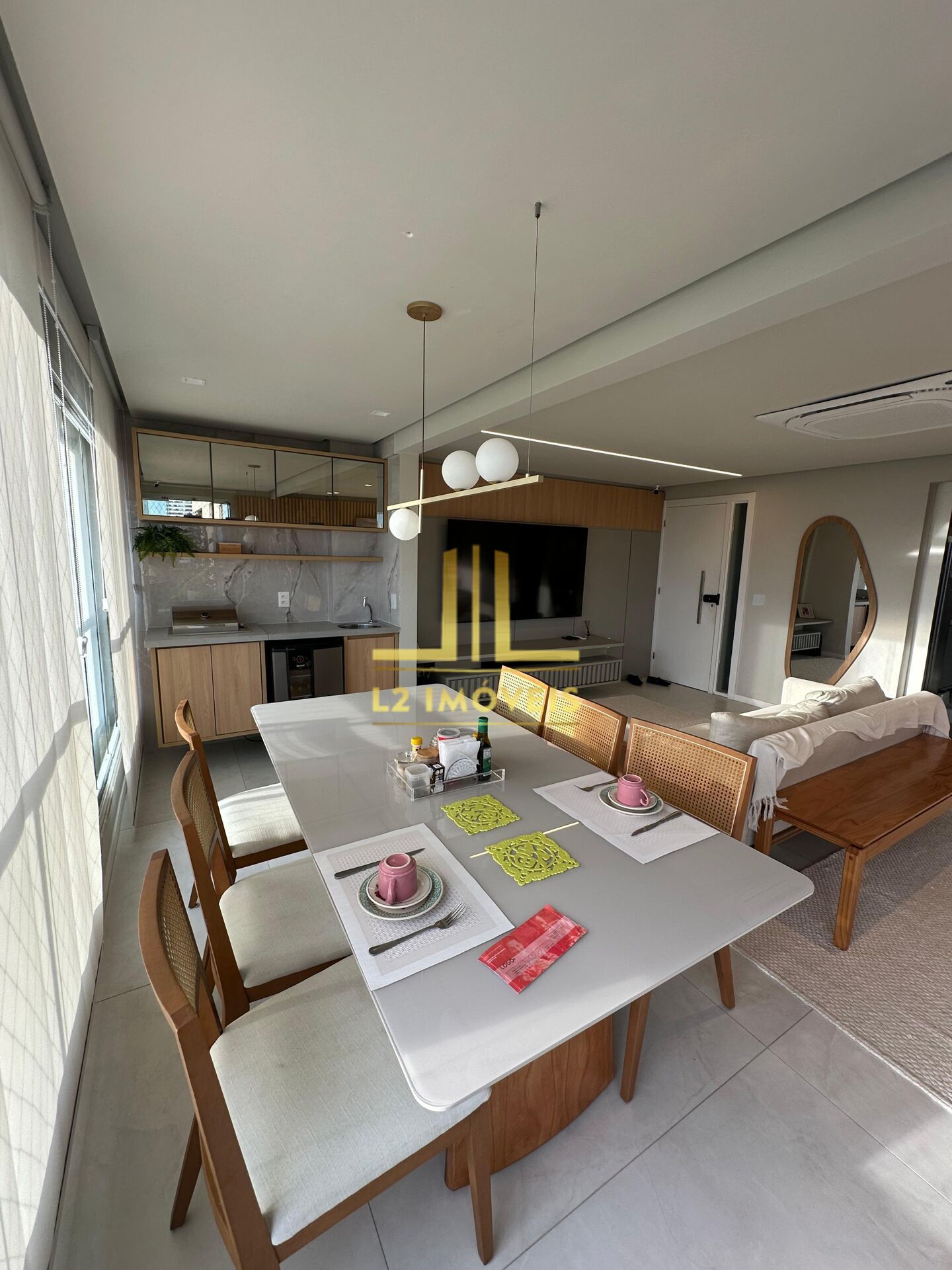 Apartamento à venda com 3 quartos, 106m² - Foto 3