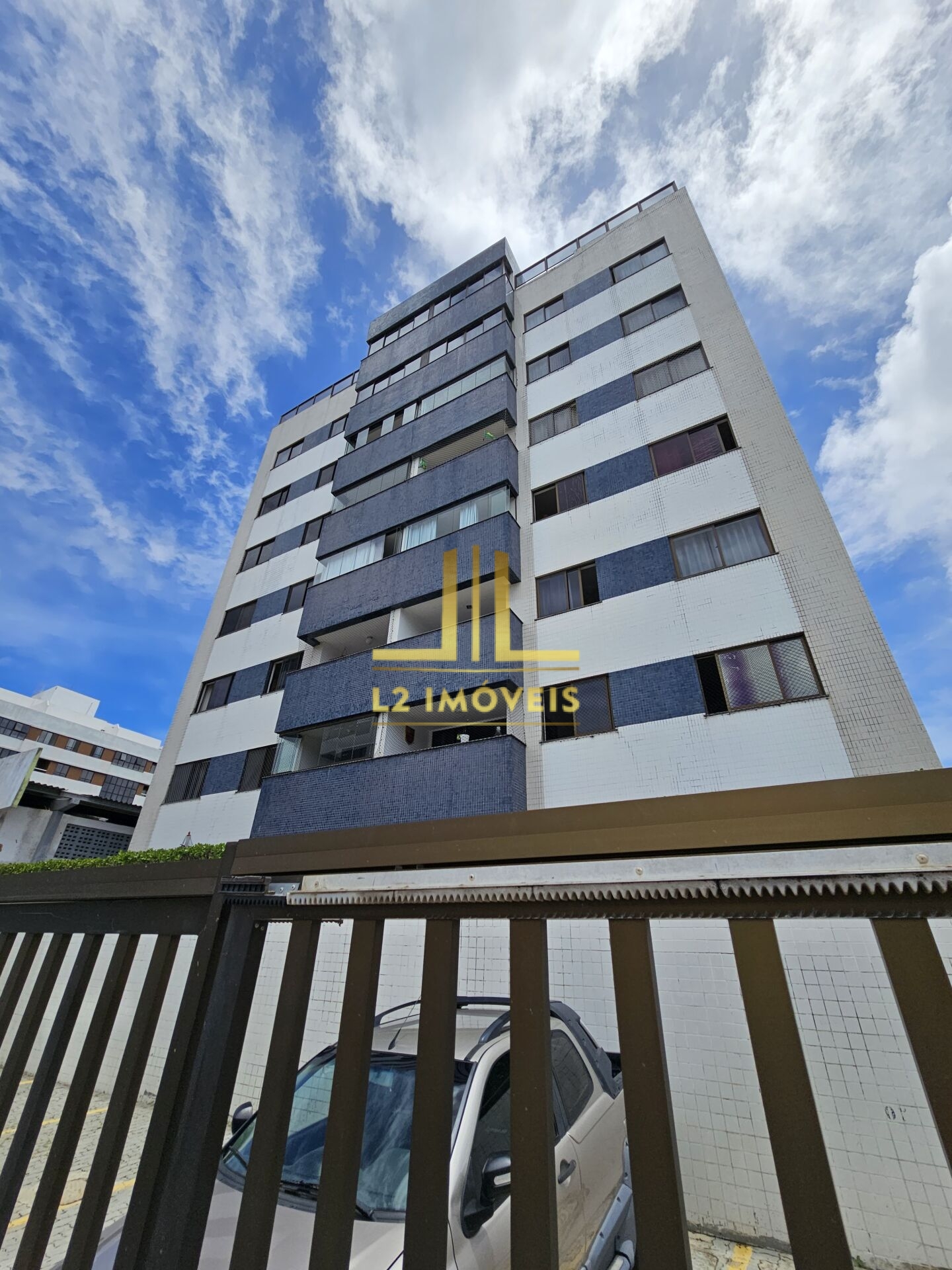 Apartamento - Pitangueiras