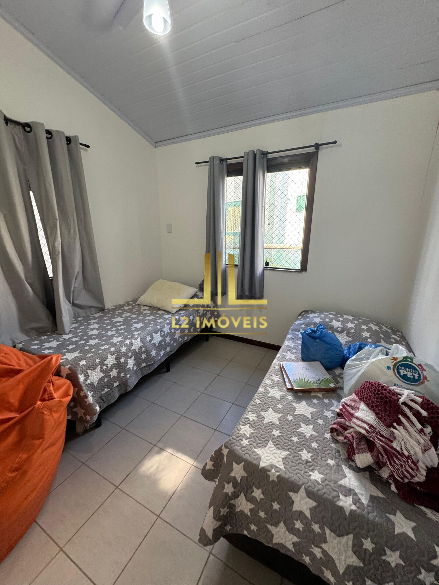 Casa à venda com 3 quartos, 90m² - Foto 13