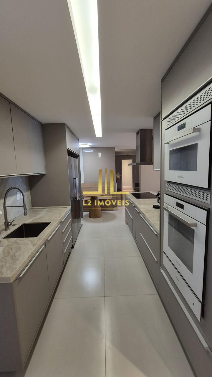 Apartamento à venda com 3 quartos, 250m² - Foto 24