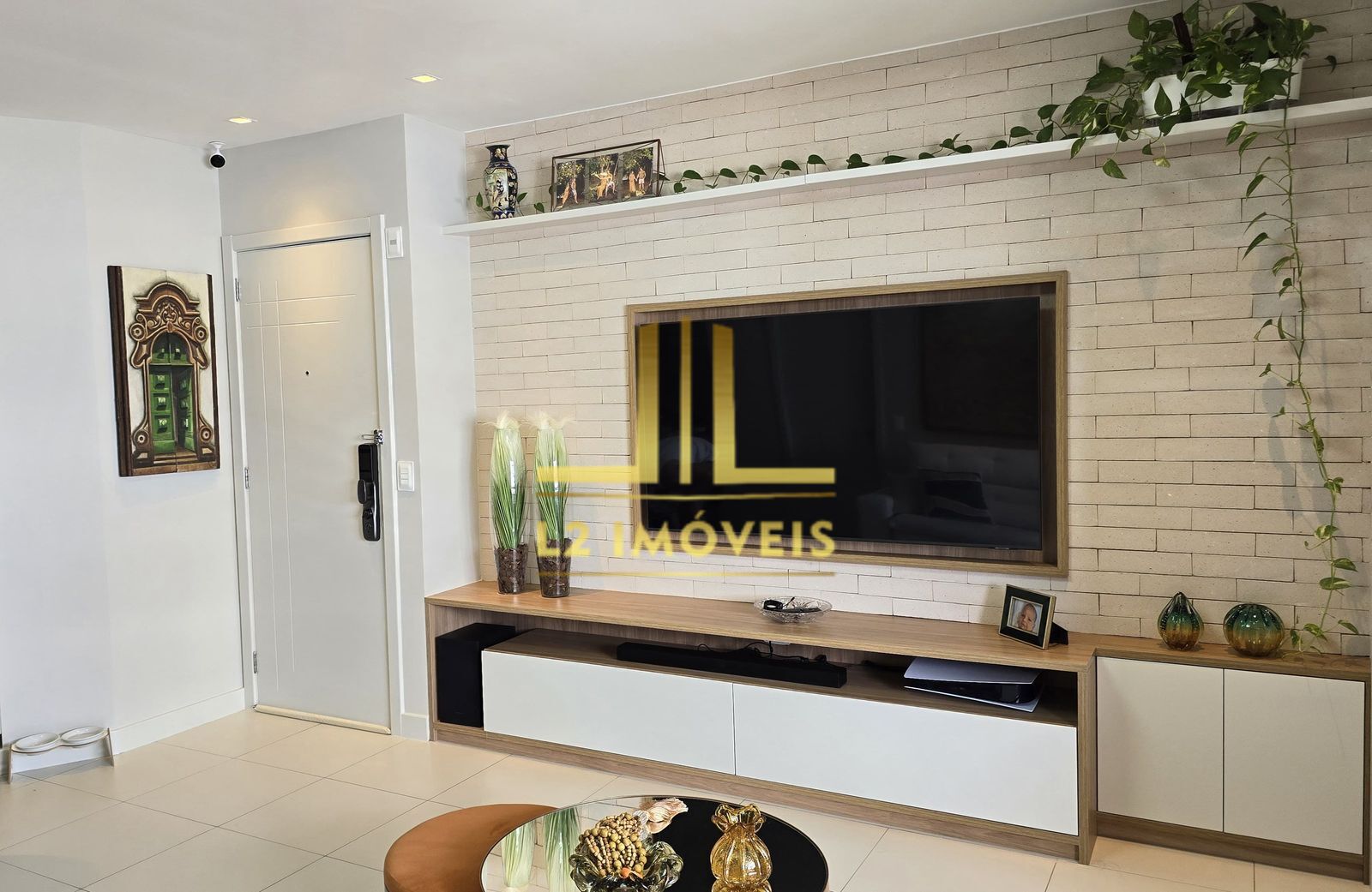 Apartamento - Caminho das árvores