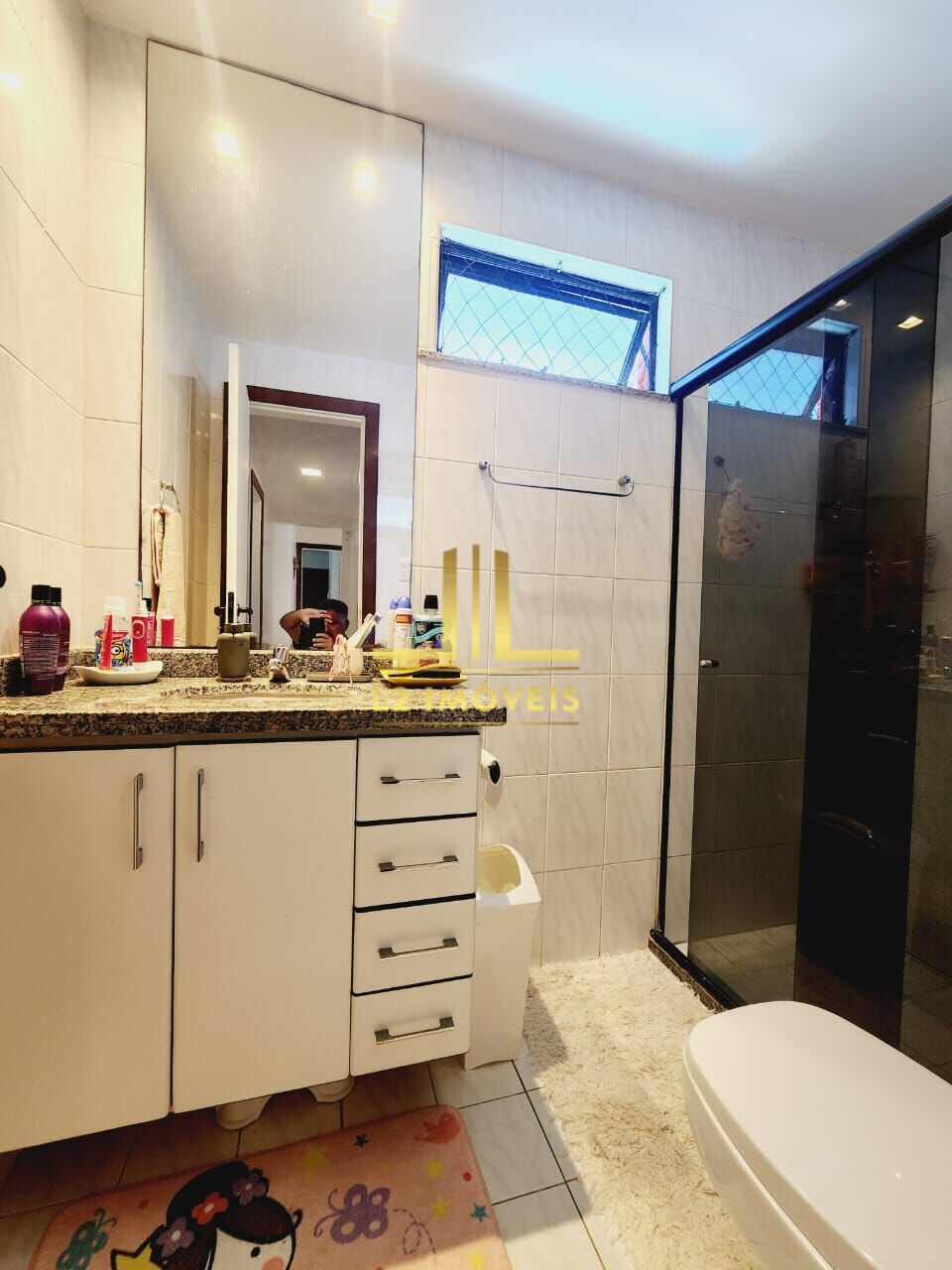 Apartamento - Caminho das árvores
