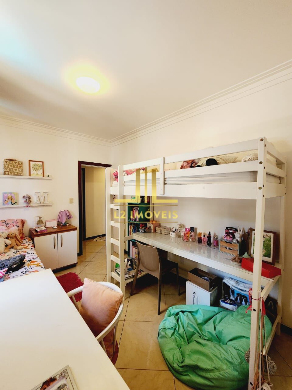Apartamento - Caminho das árvores