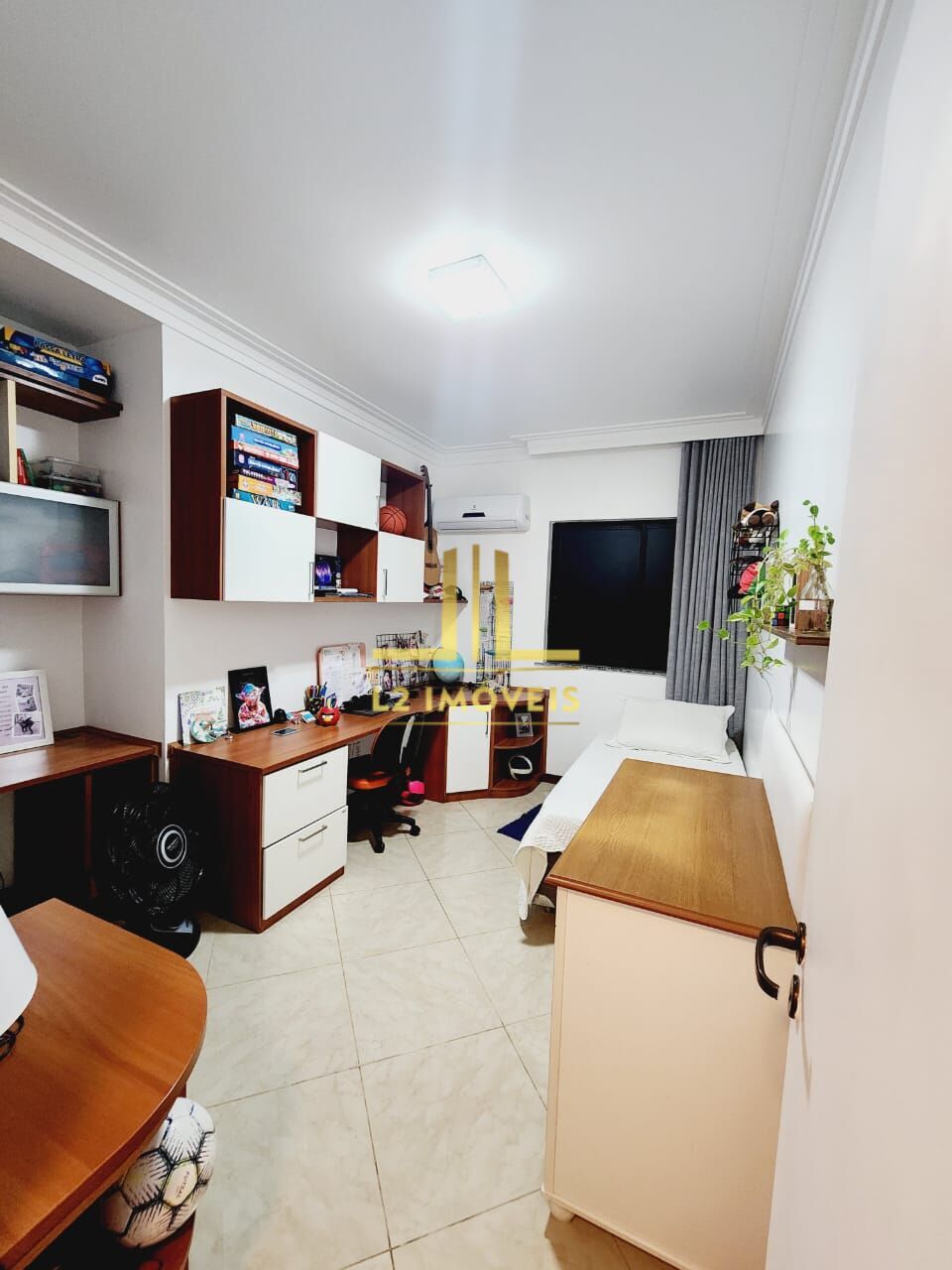 Apartamento - Caminho das árvores