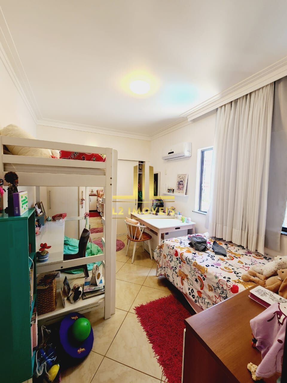 Apartamento - Caminho das árvores