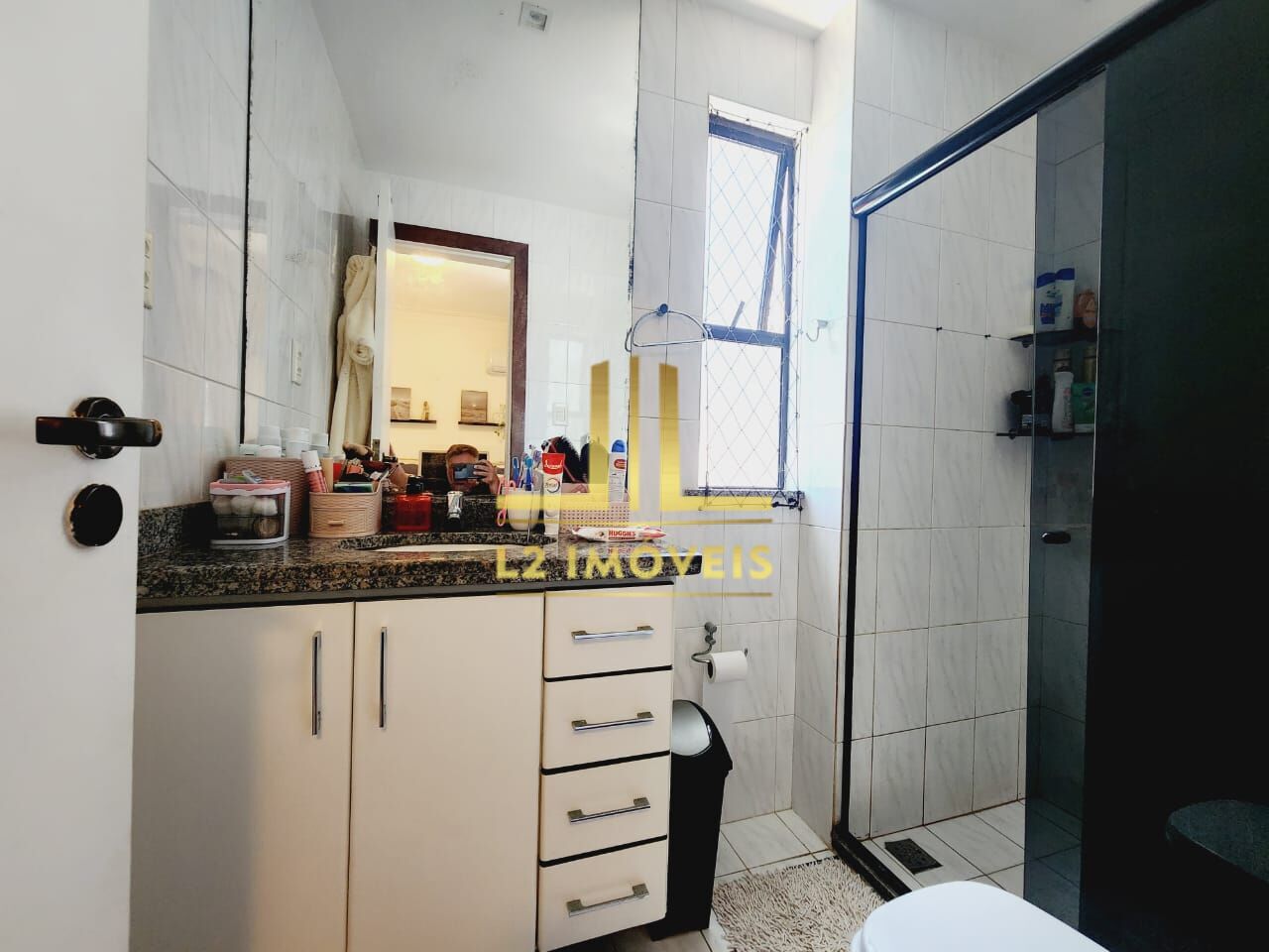 Apartamento - Caminho das árvores