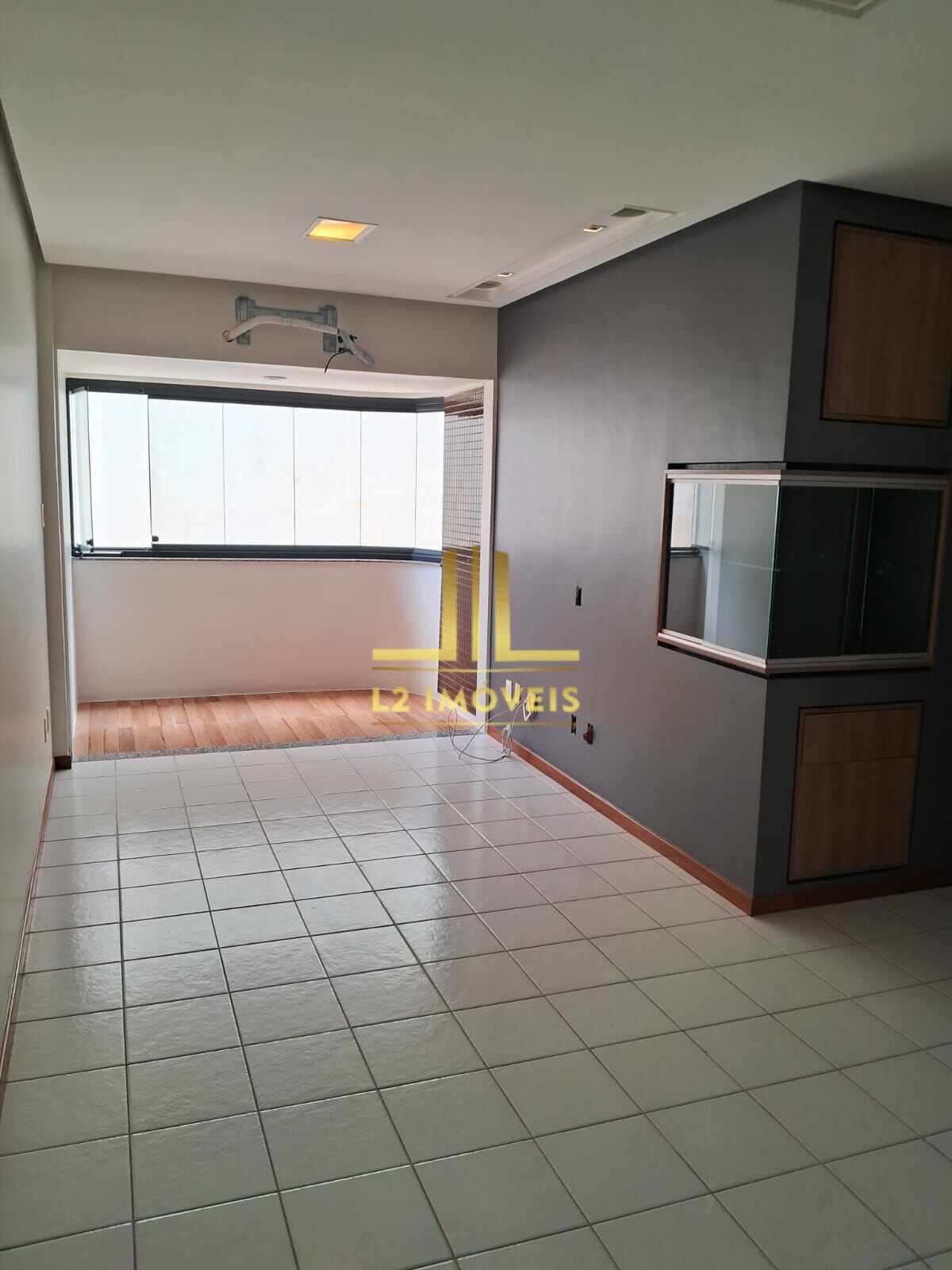 Apartamento à venda com 3 quartos, 79m² - Foto 3