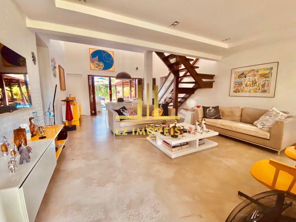 Casa à venda com 5 quartos, 294m² - Foto 2