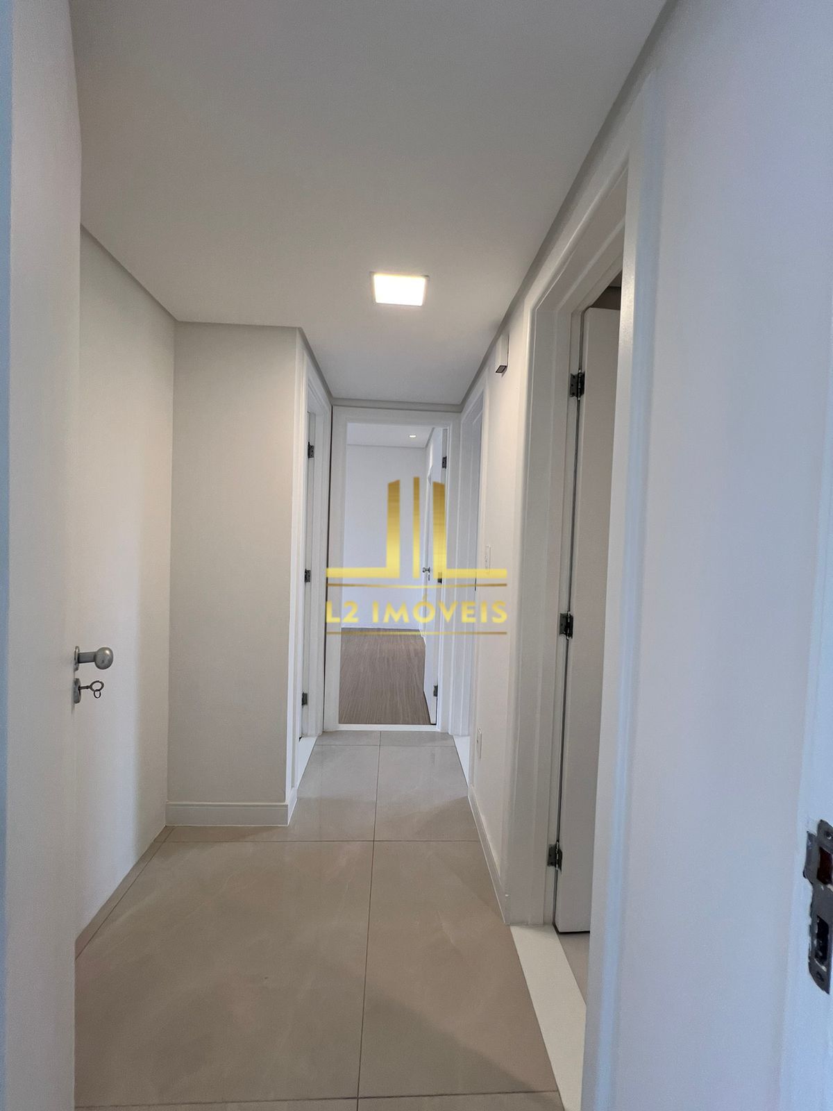 Apartamento à venda com 3 quartos, 118m² - Foto 8