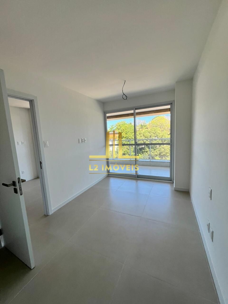 Apartamento à venda com 1 quarto, 45m² - Foto 1