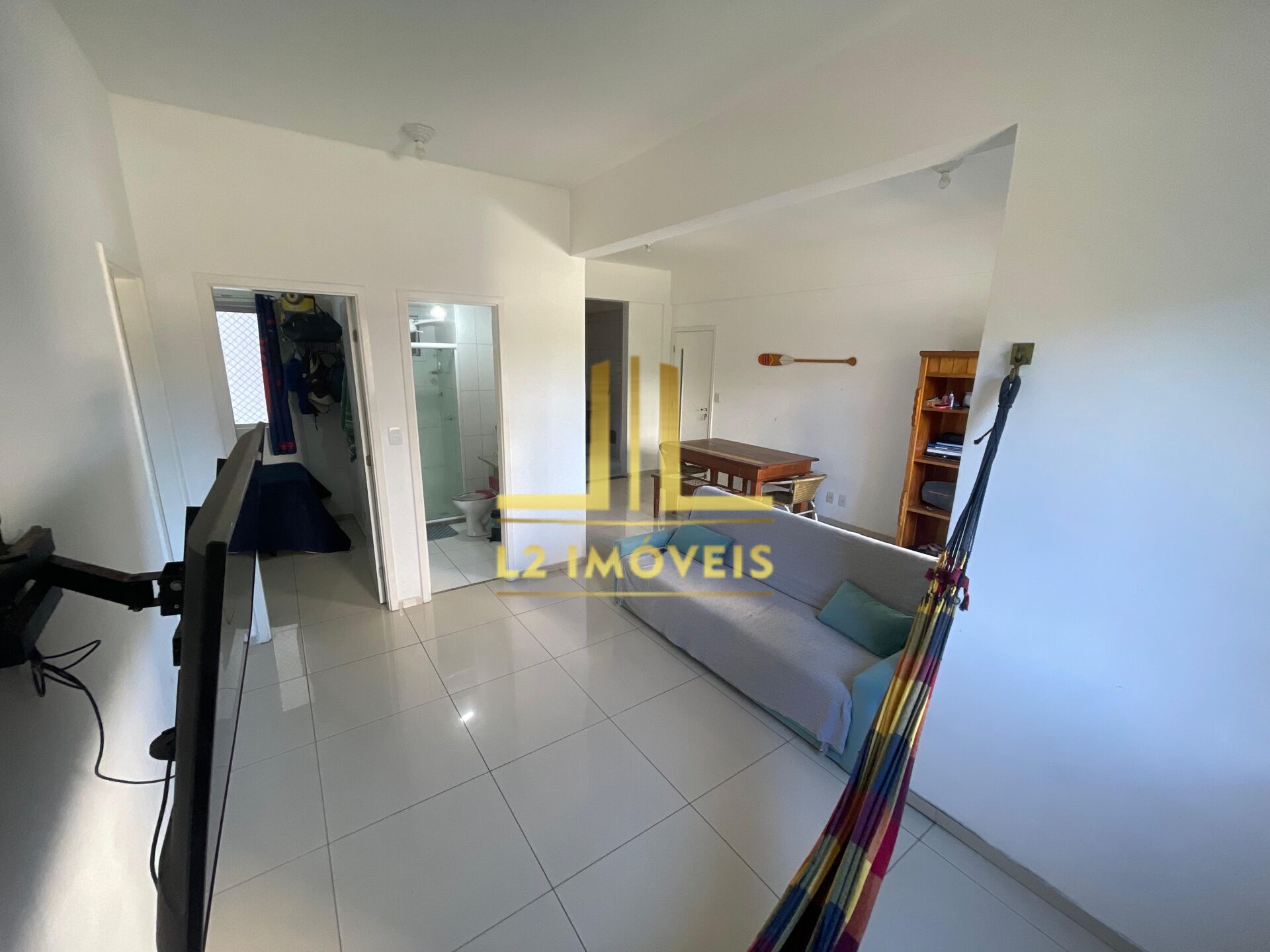 Casa à venda com 4 quartos, 237m² - Foto 2
