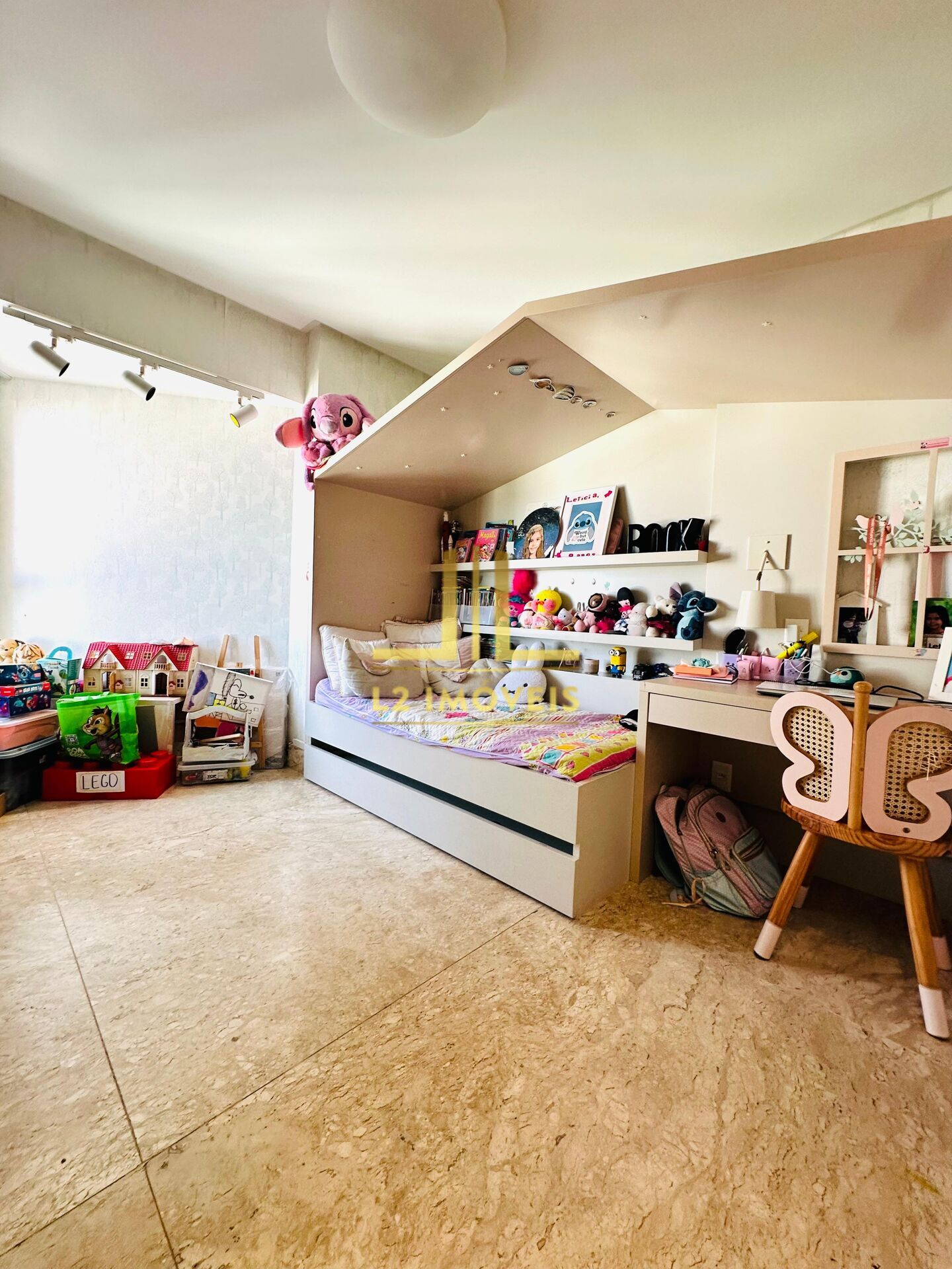 Apartamento à venda com 4 quartos, 167m² - Foto 6
