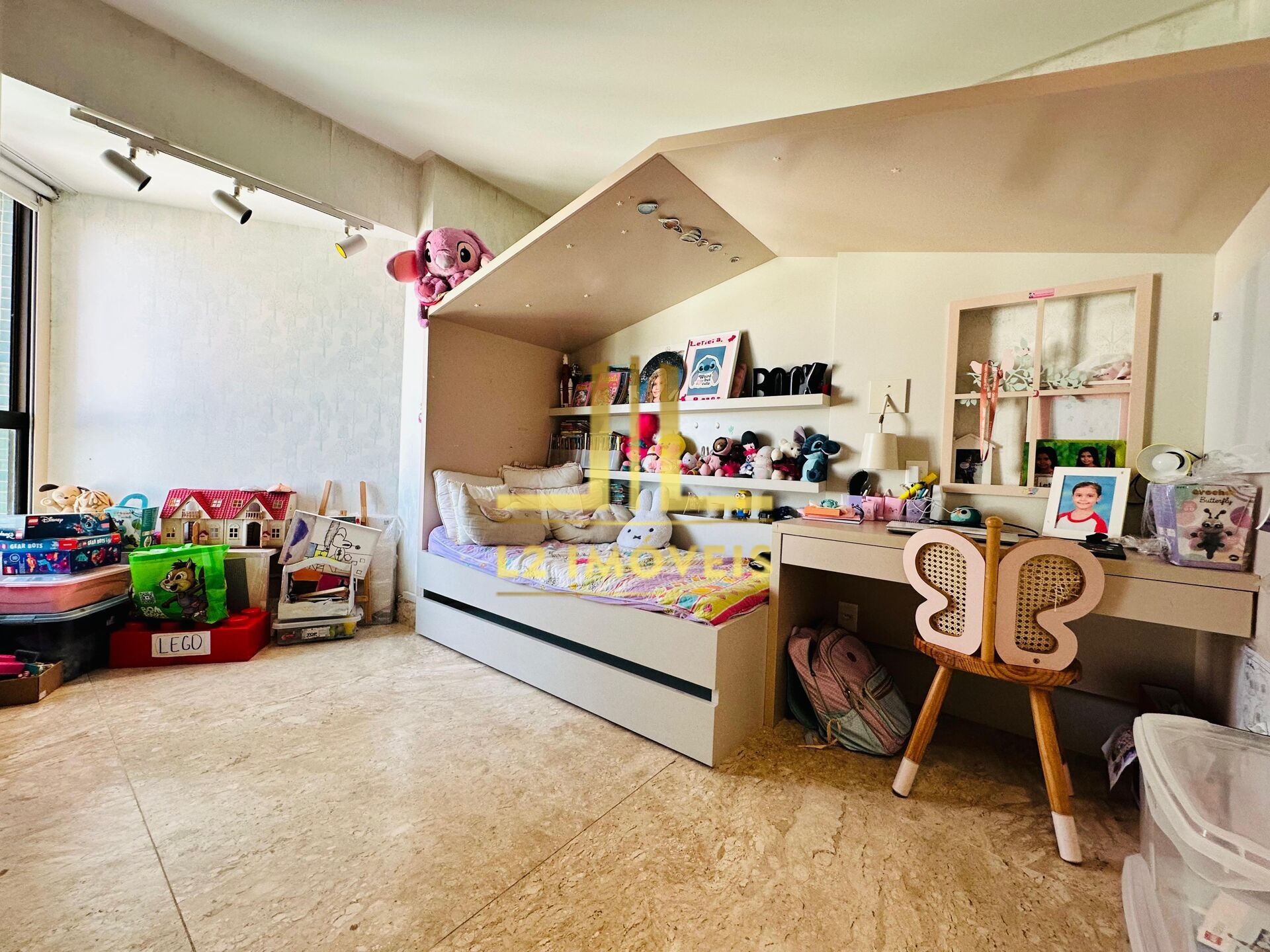Apartamento à venda com 4 quartos, 167m² - Foto 7