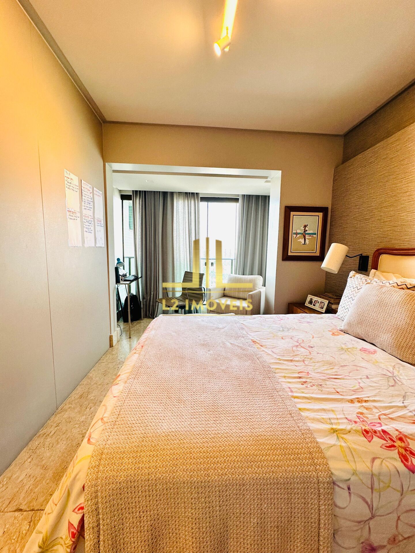 Apartamento à venda com 4 quartos, 167m² - Foto 1