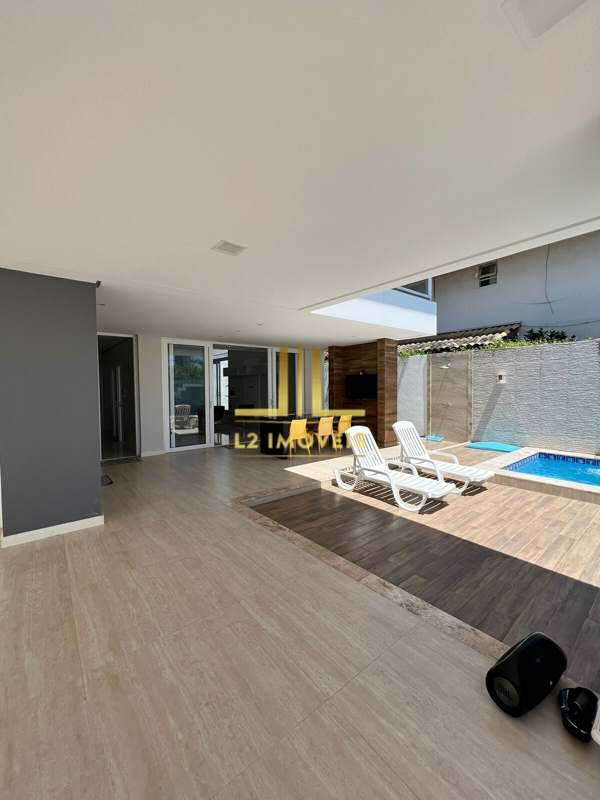 Casa à venda com 5 quartos, 377m² - Foto 4