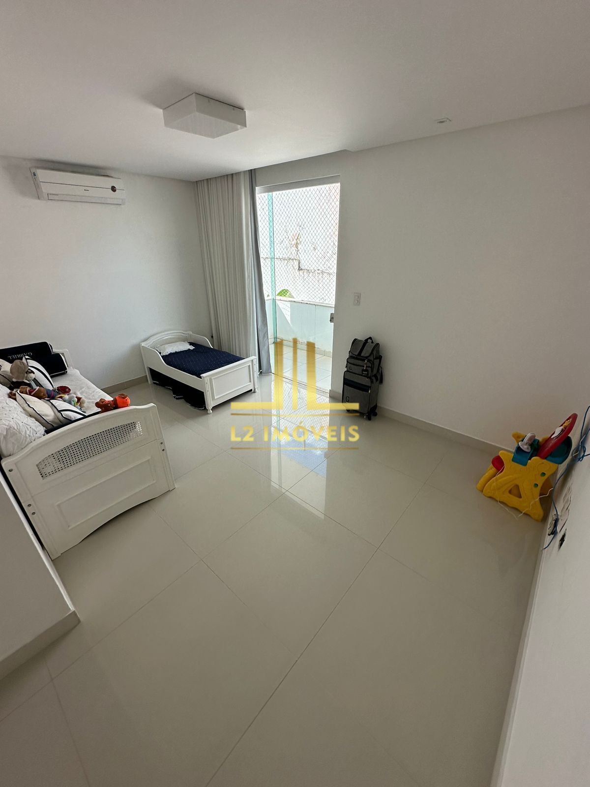 Casa para alugar com 4 quartos, 383m² - Foto 16