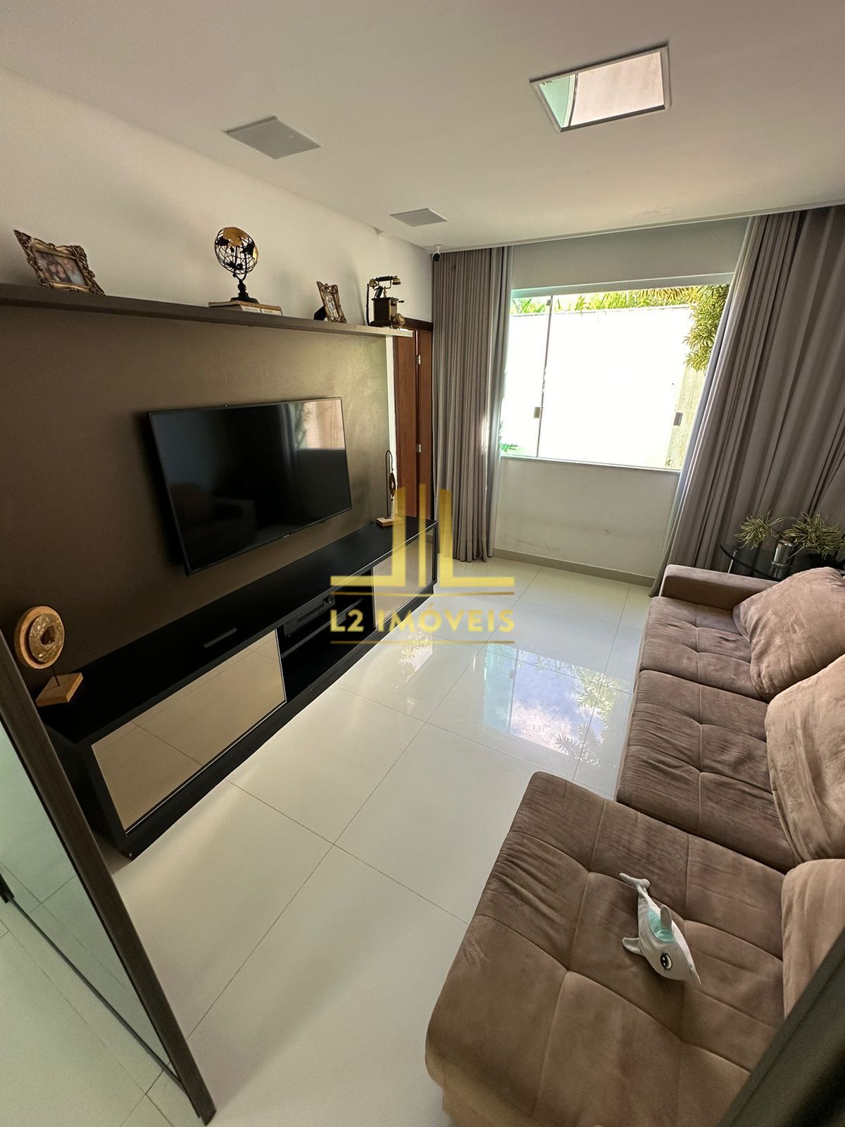 Casa para alugar com 4 quartos, 383m² - Foto 12