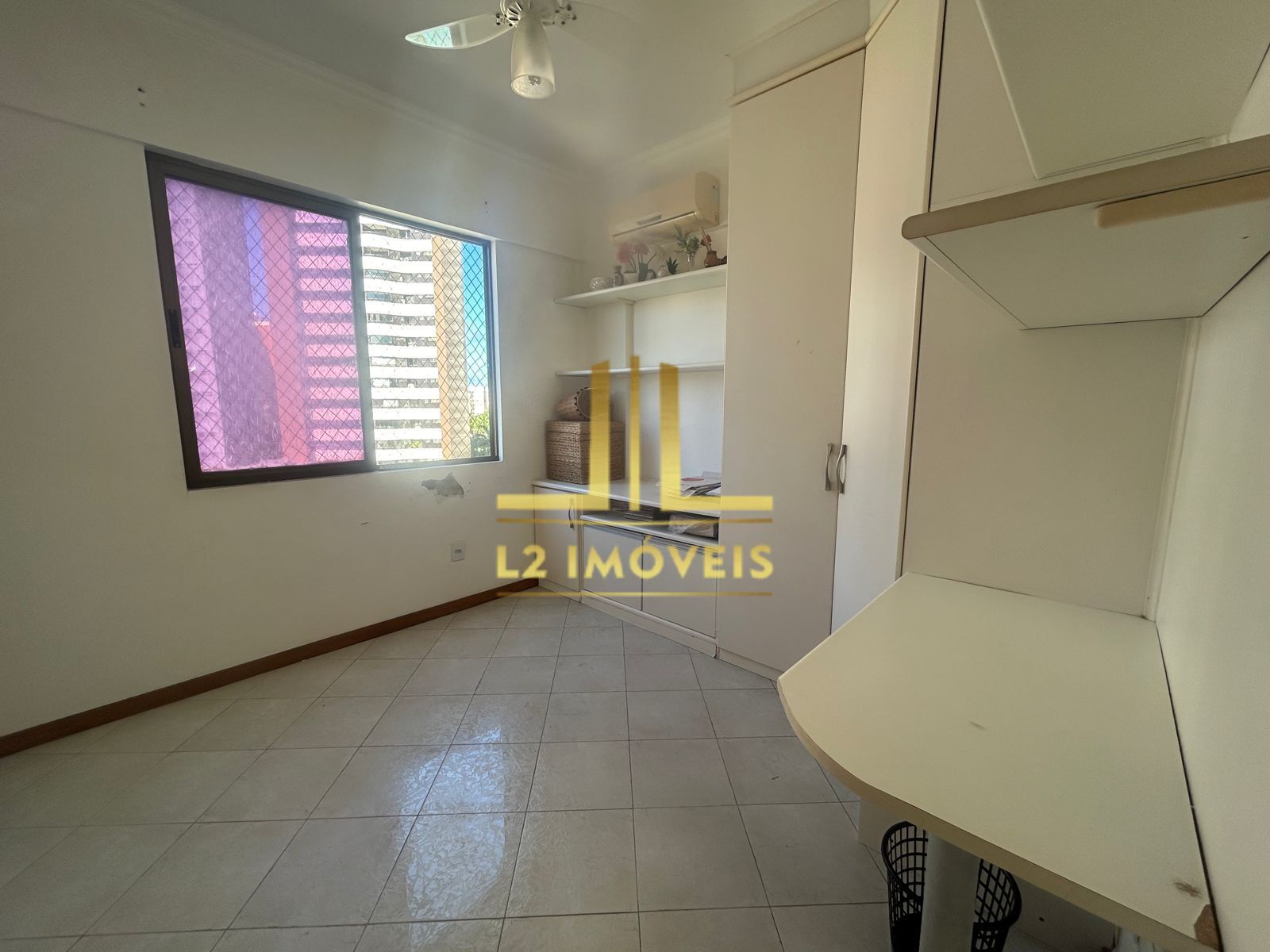 Apartamento à venda com 2 quartos, 68m² - Foto 9