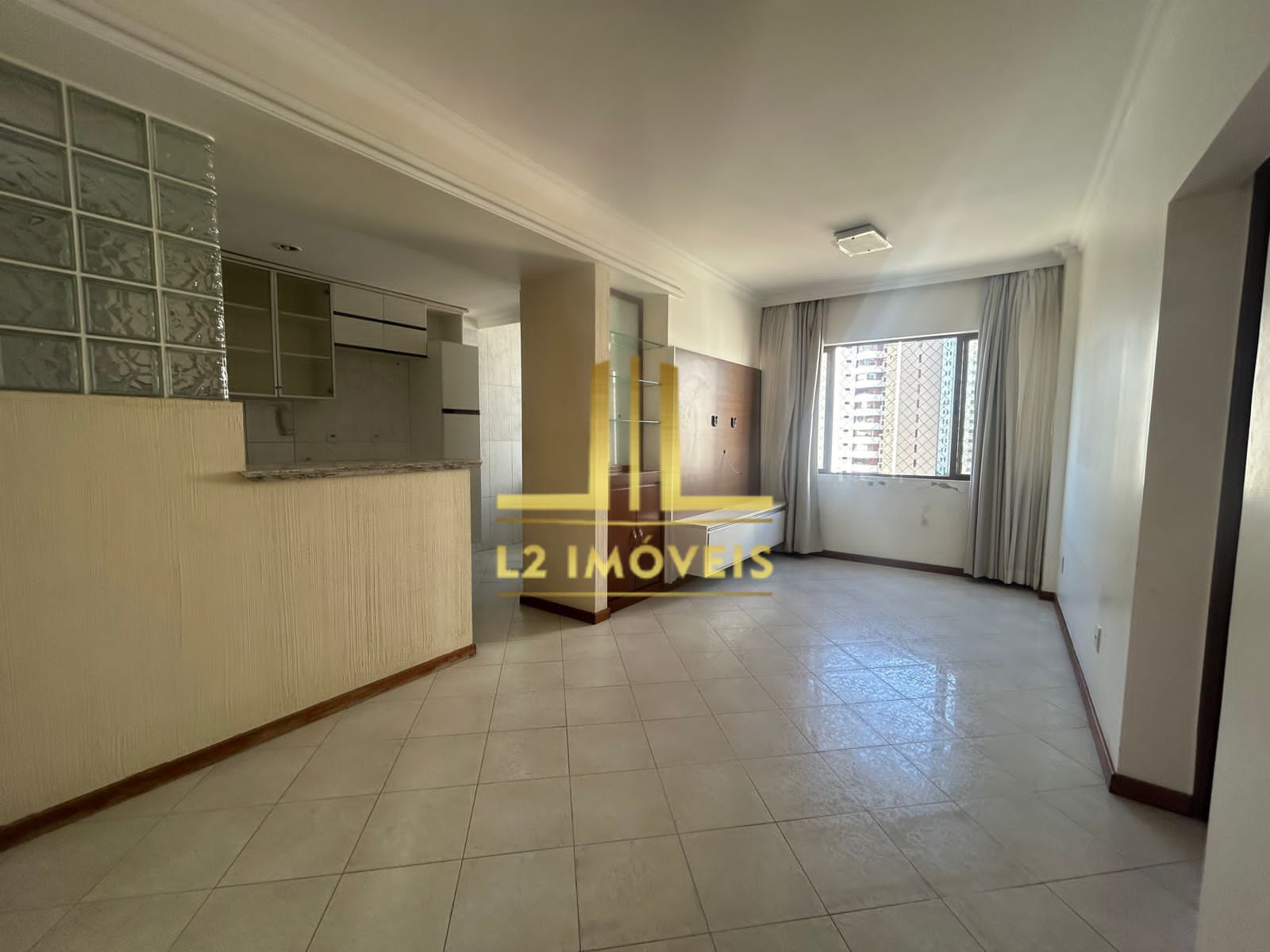 Apartamento à venda com 2 quartos, 68m² - Foto 1