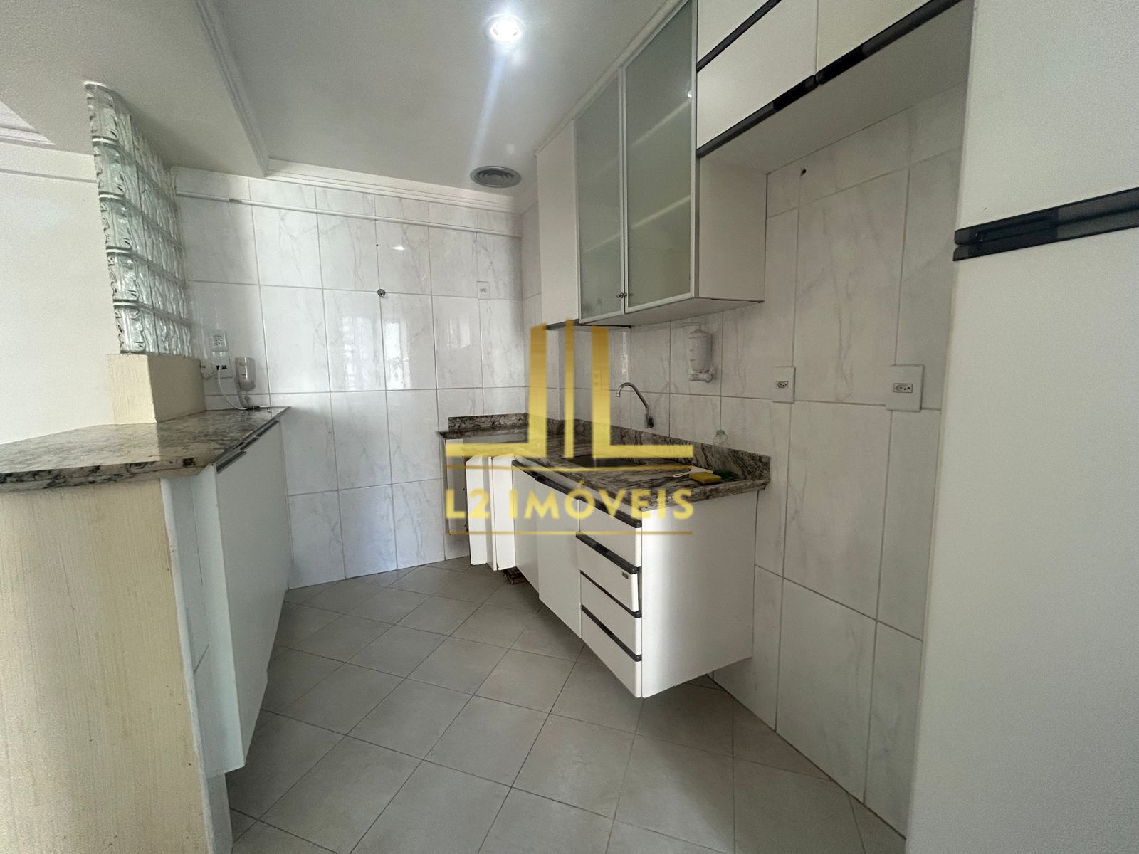 Apartamento à venda com 2 quartos, 68m² - Foto 14